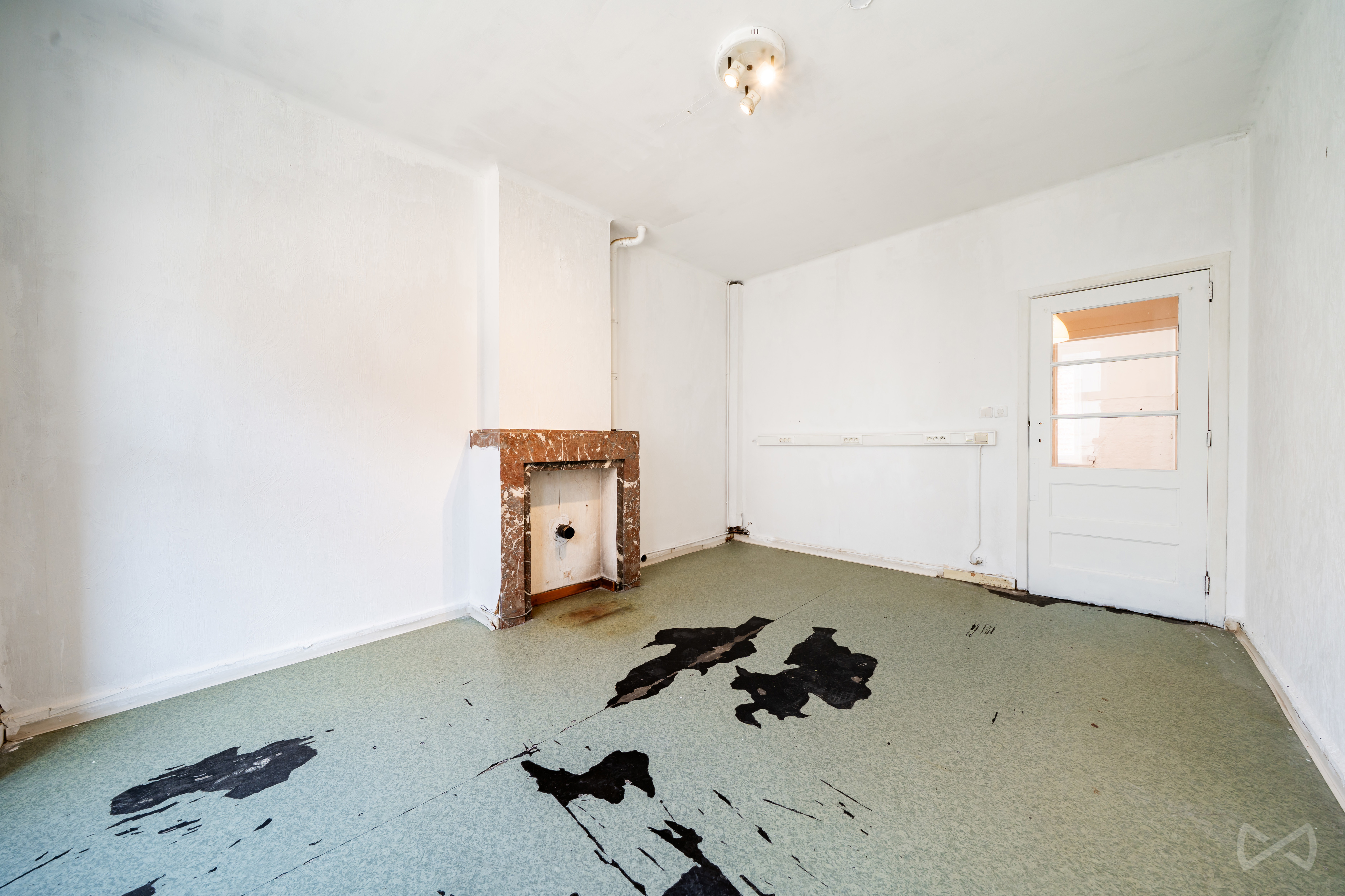Photo 2 sur 4 pour Immeuble mixte de trois chambres à Wavre