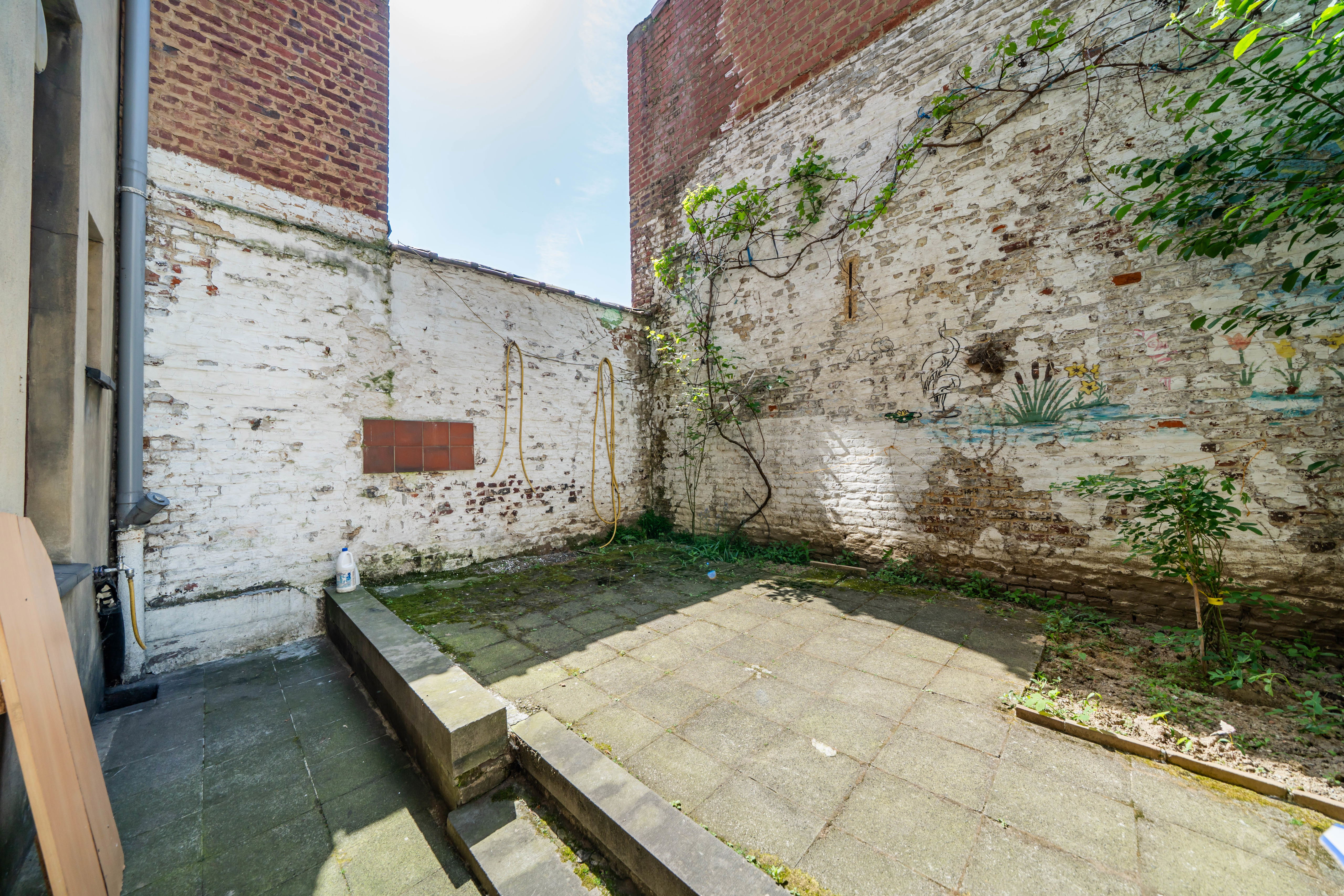 Picture 2 of 4 for Multi-purpose building with three bedrooms in Uccle