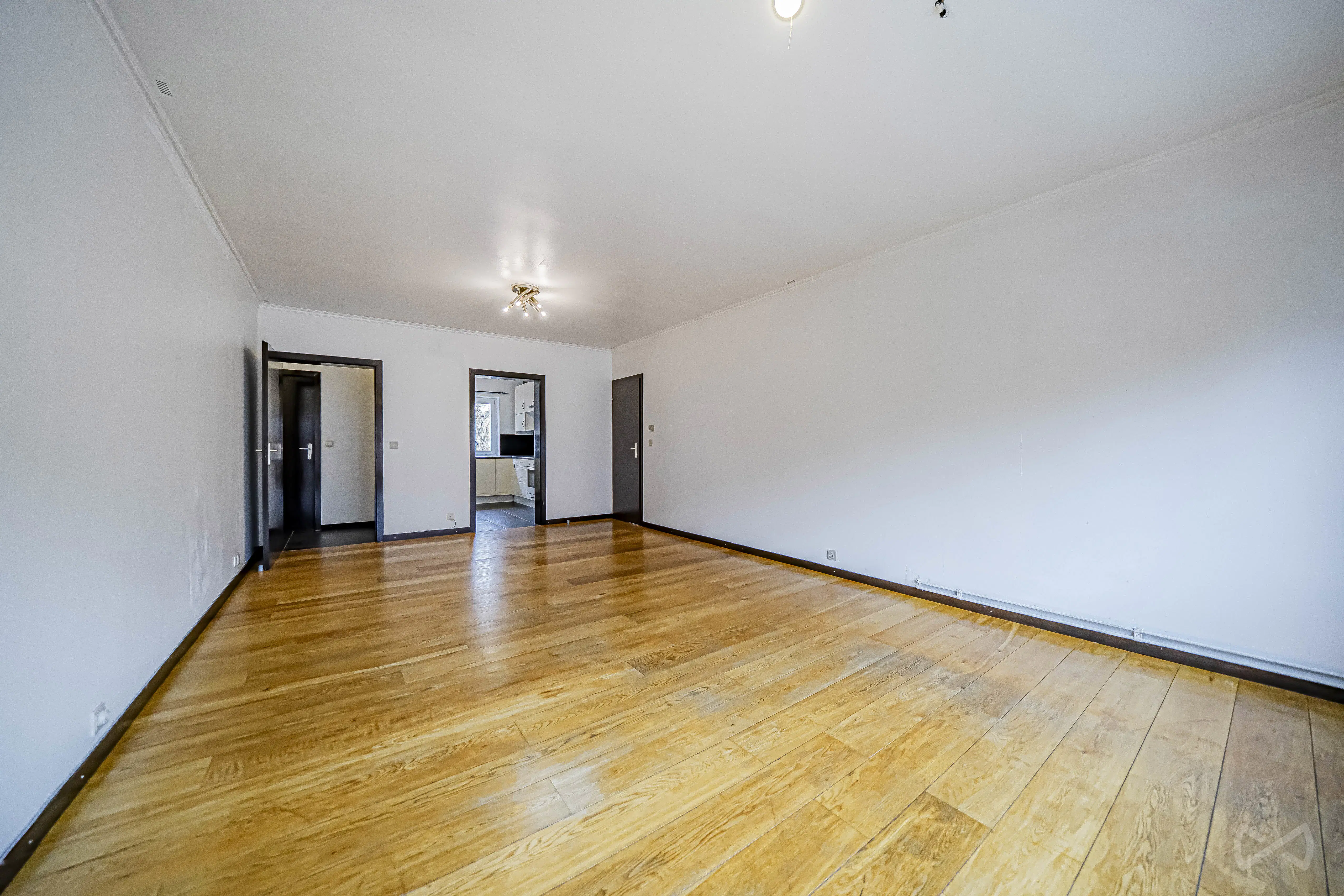 Picture 3 of 3 for Flat with two bedrooms in Dison