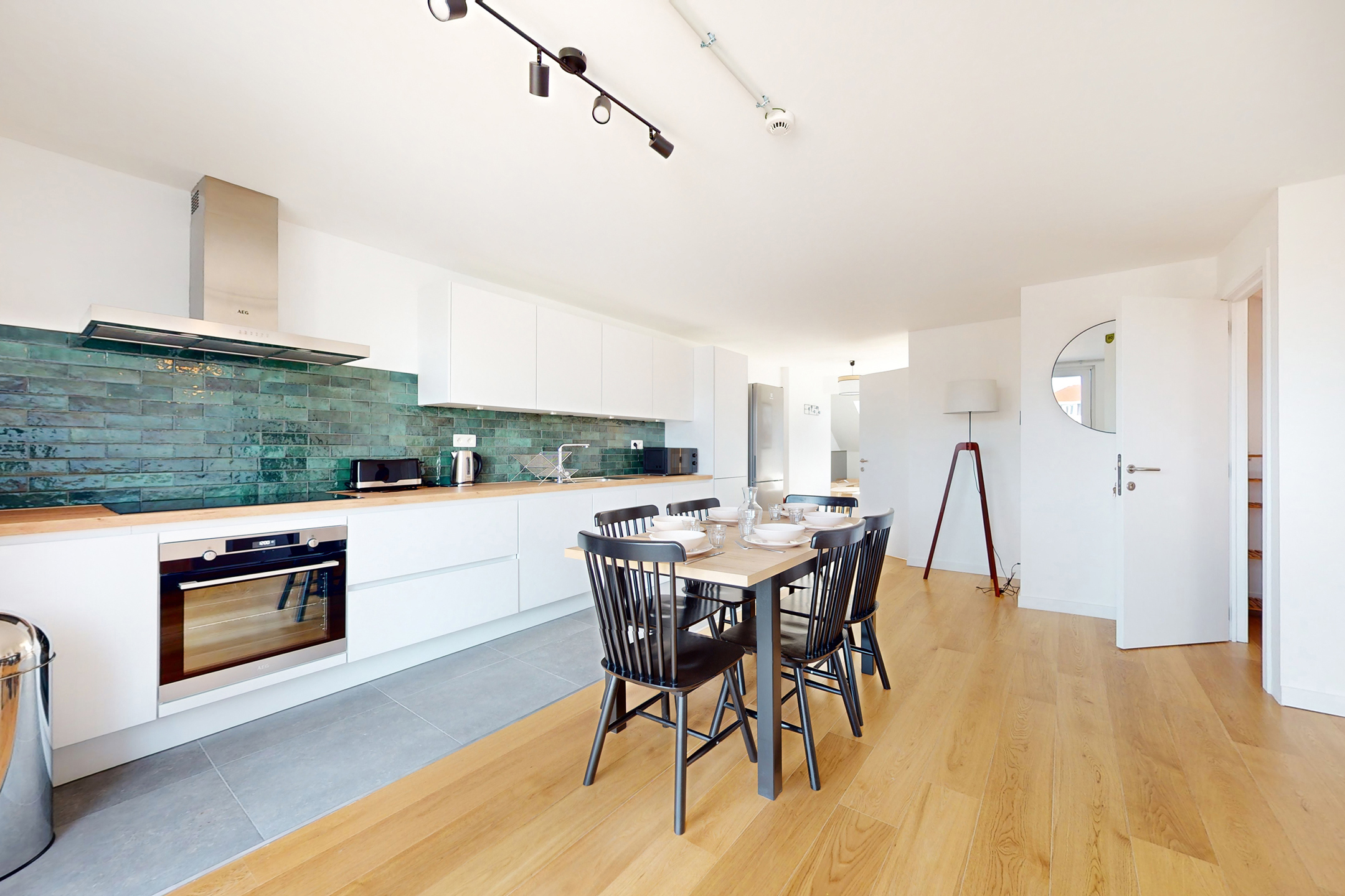 Picture 3 of 4 for Flat with five bedrooms in Schaerbeek