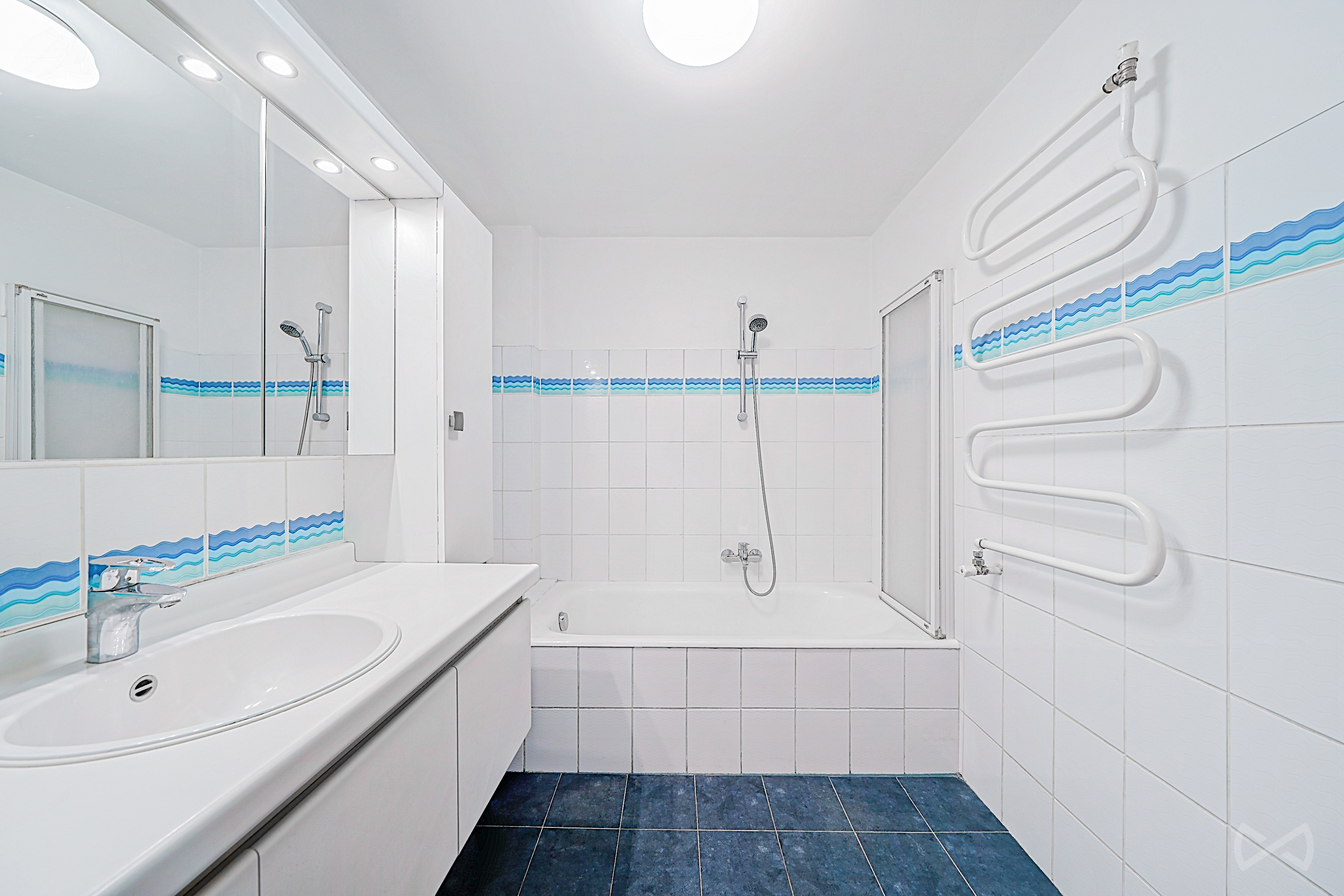 Picture 3 of 4 for Flat with three bedrooms in Ixelles