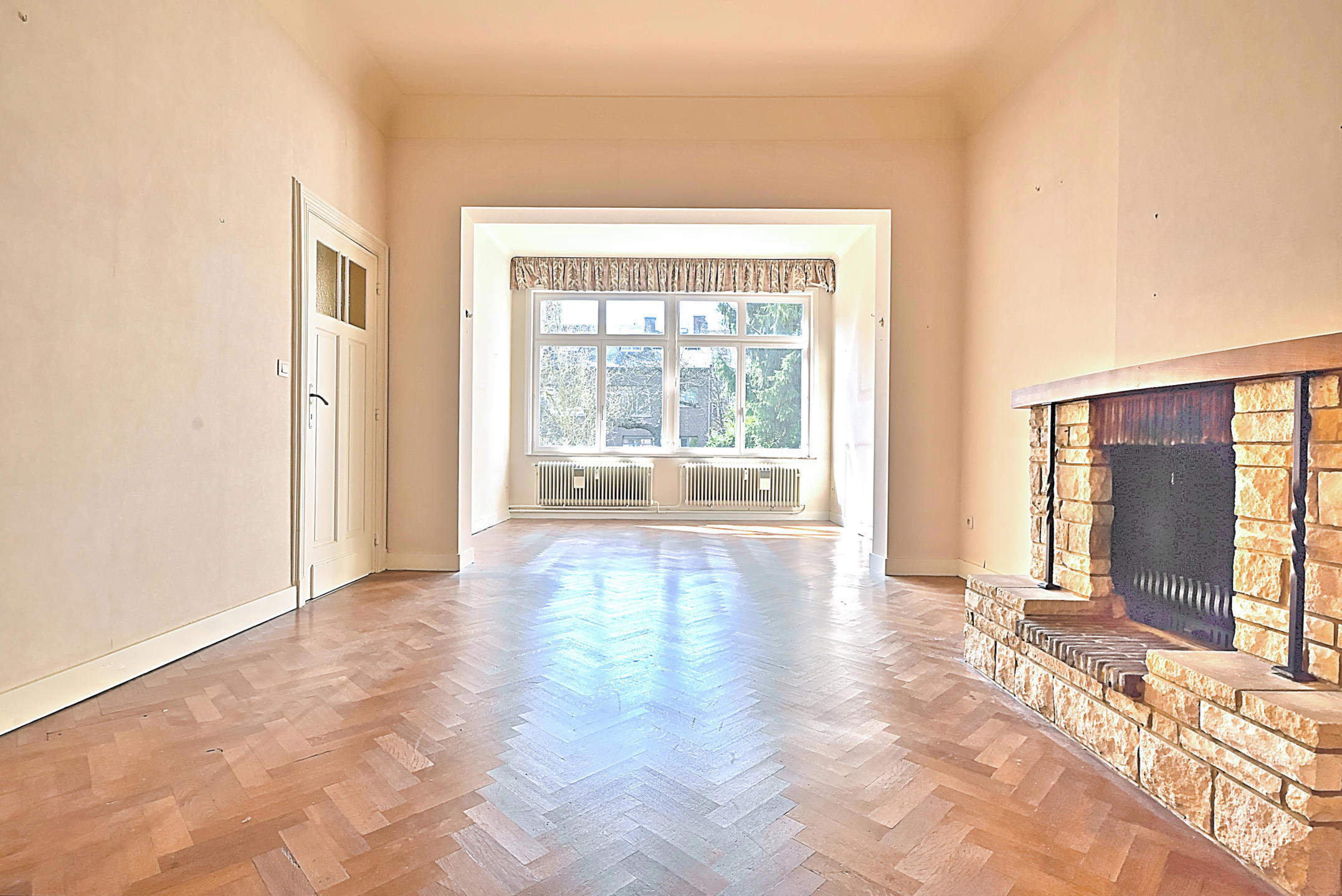 Picture 2 of 3 for Flat with two bedrooms in Uccle