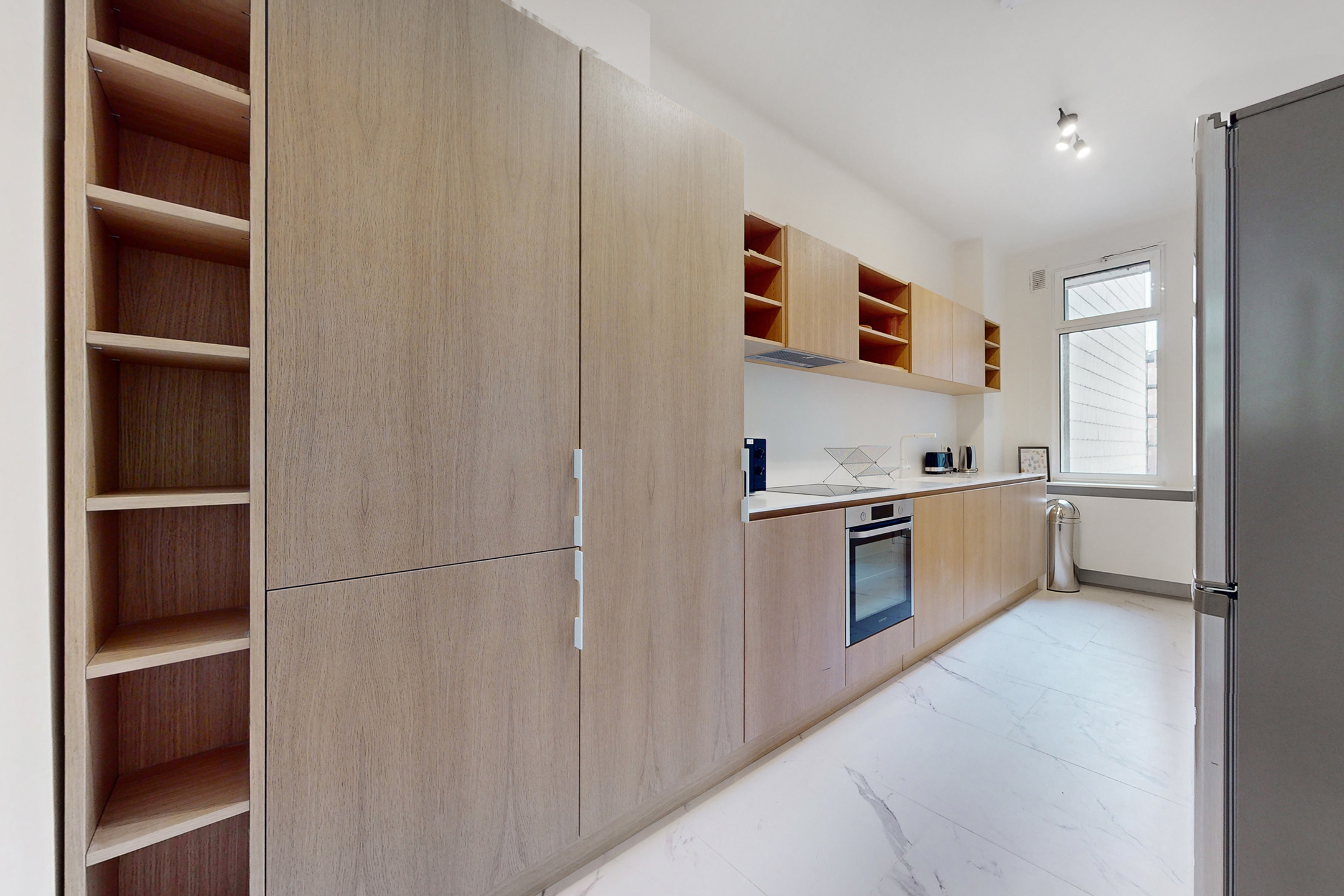 Picture 2 of 4 for Flat with six bedrooms in Bruxelles