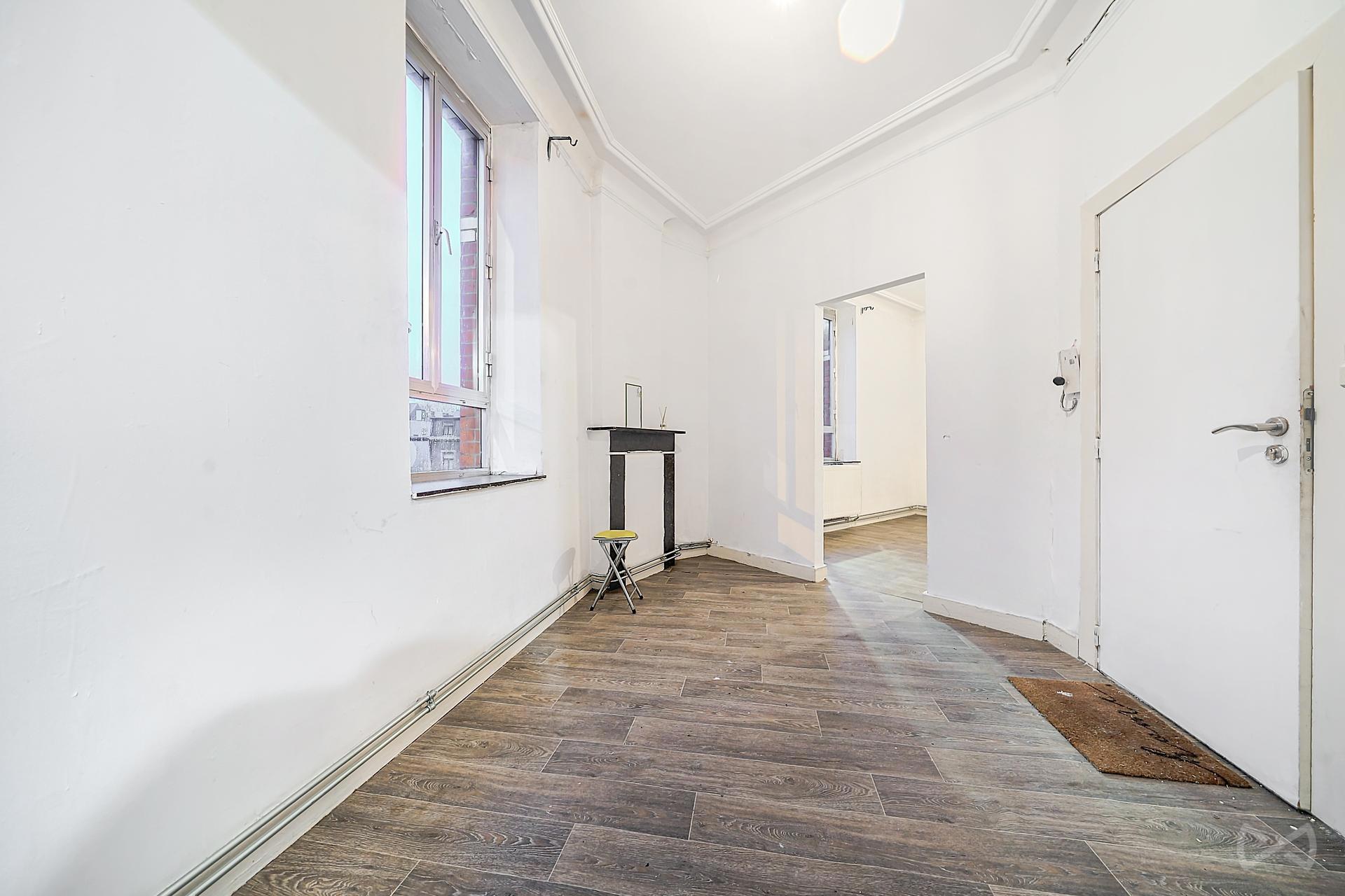 Photo 3 sur 3 pour Immeuble à appartements de trois chambres à Liège