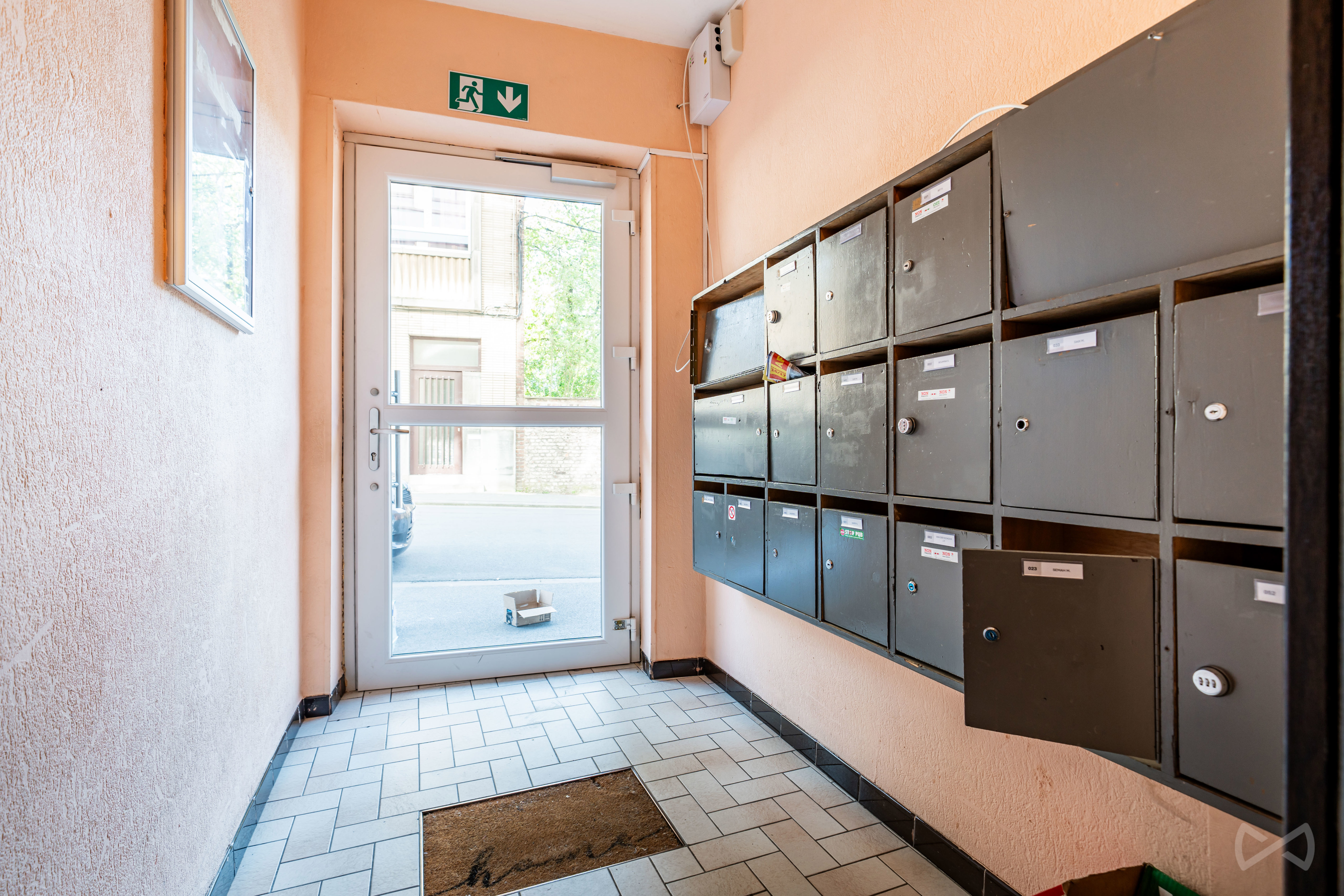 Picture 3 of 4 for Flat with one bedroom in Charleroi