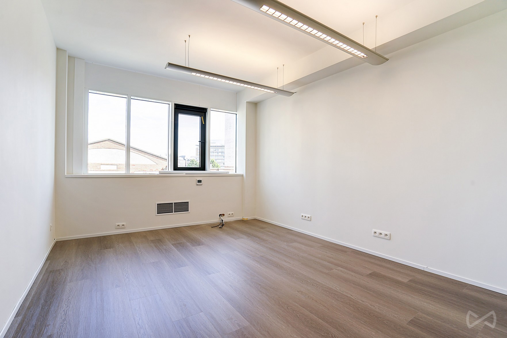 Photo 3 sur 4 pour Bureaux à Anderlecht