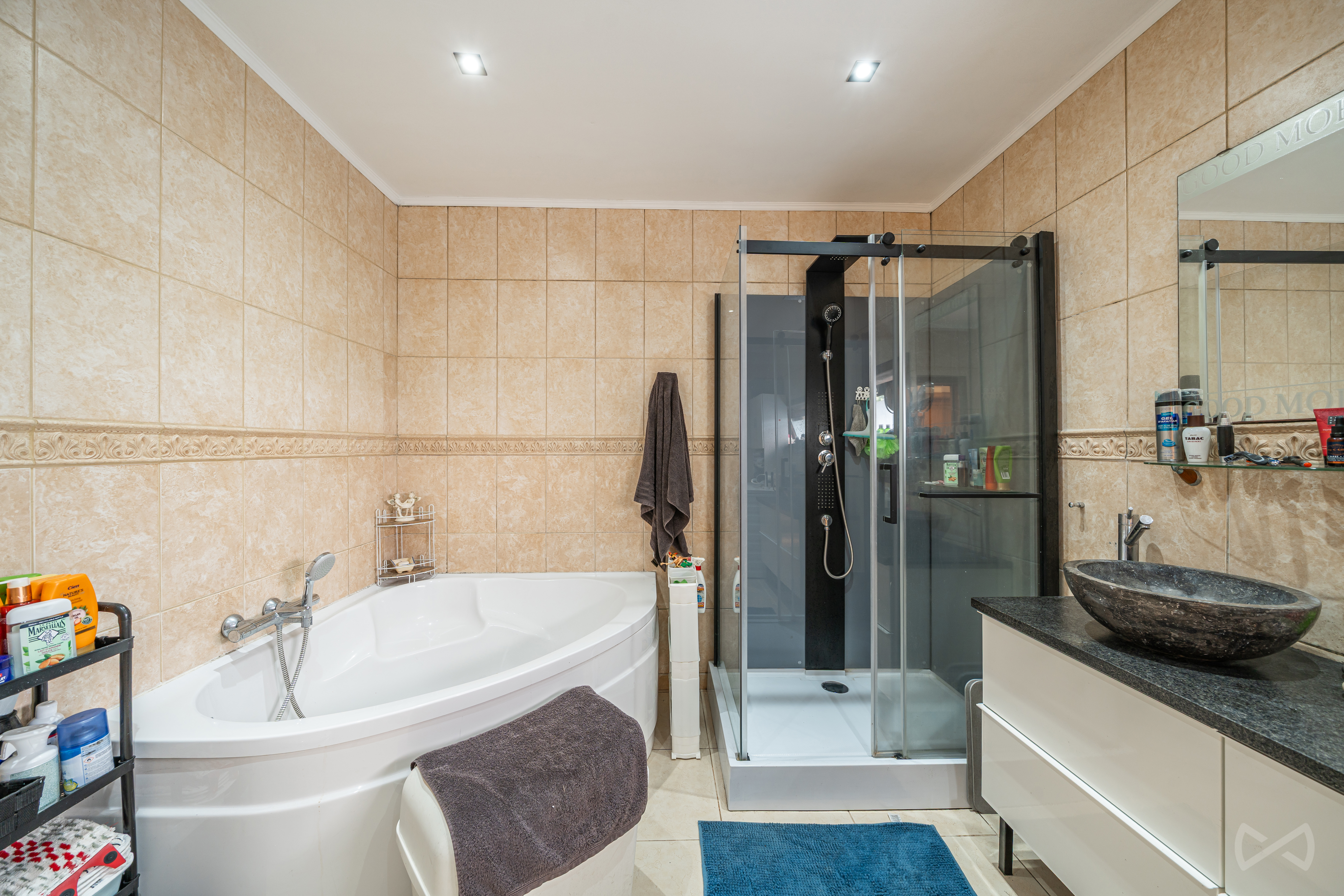 Foto 2 van 4 van Huis met vier slaapkamers in Braine-le-comte