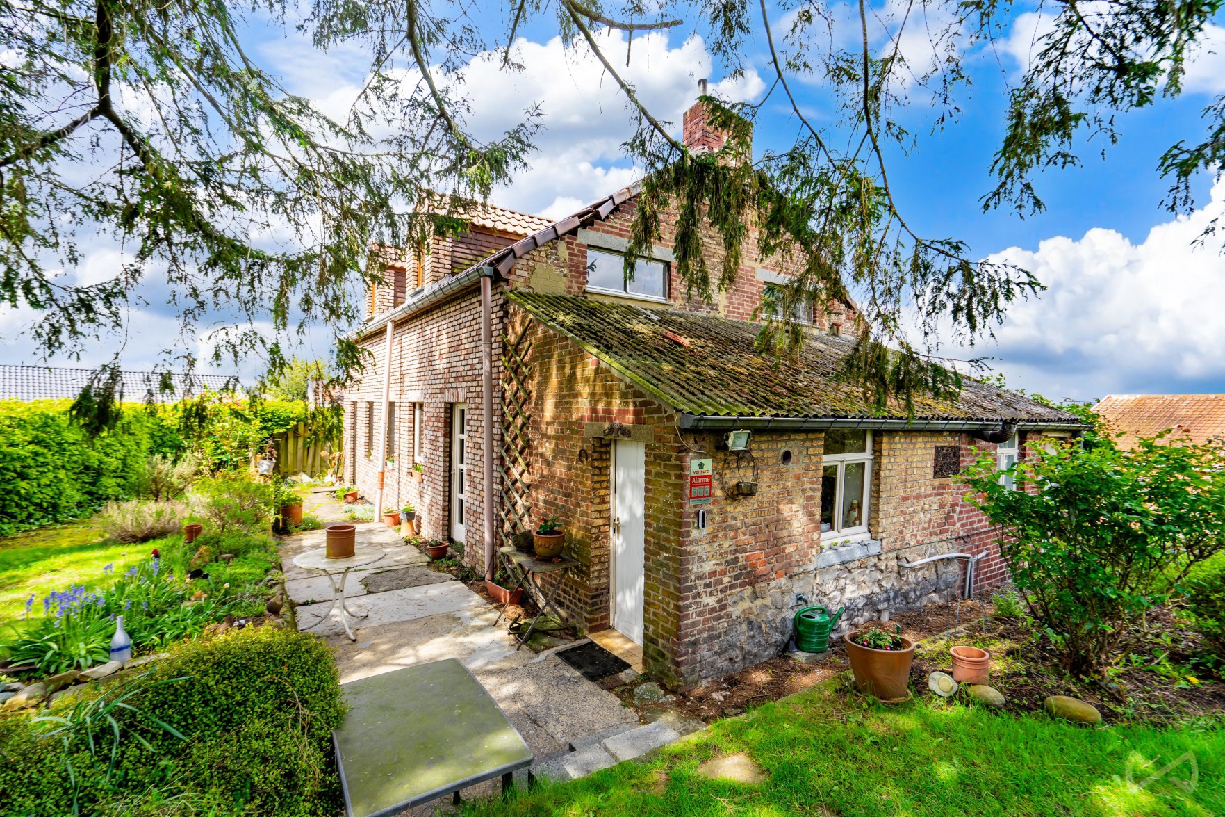 Foto 4 van 4 van Huis met vier slaapkamers in Morlanwelz Carnières