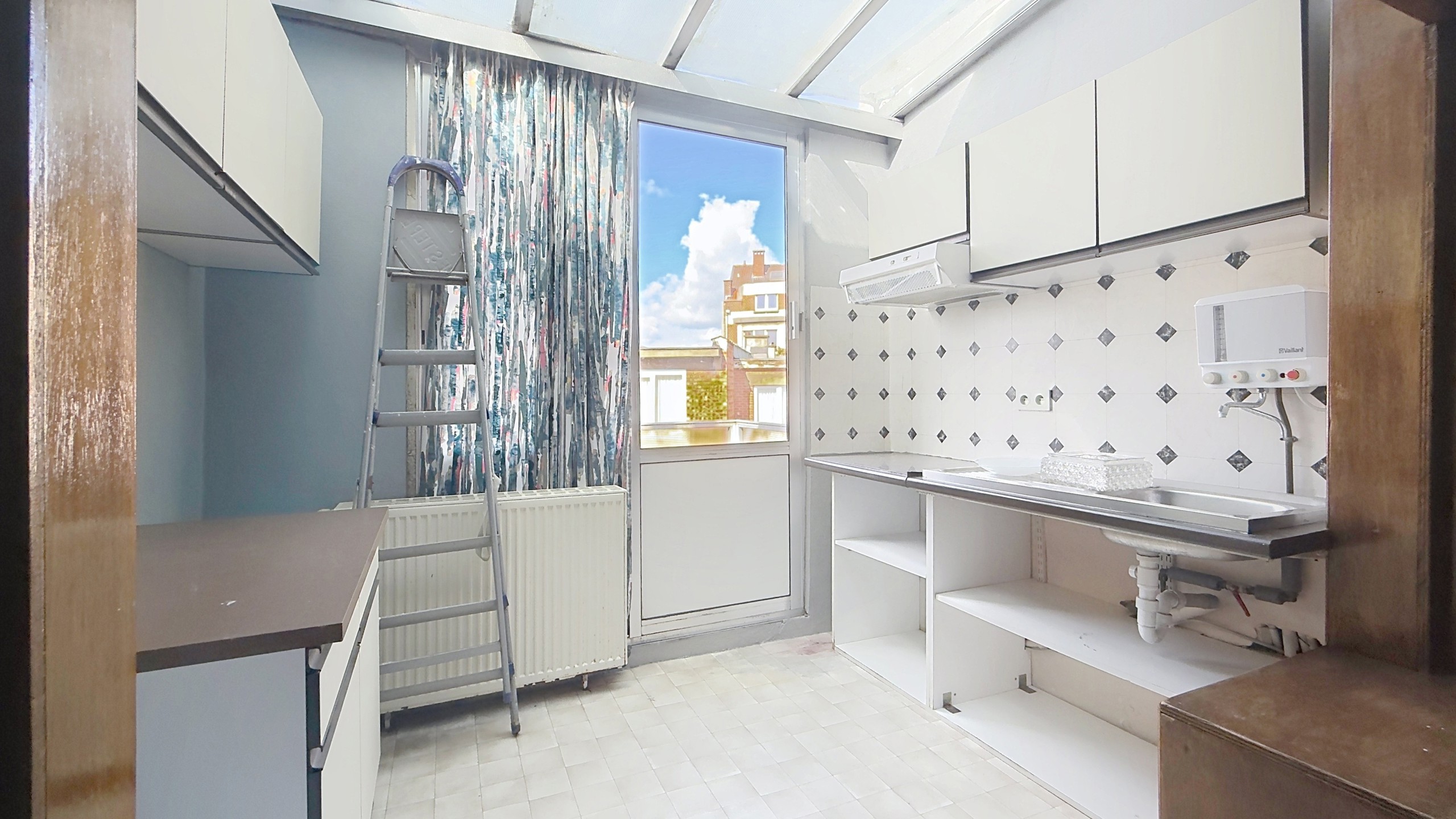 Picture 3 of 4 for Apartment block with five bedrooms in Schaerbeek