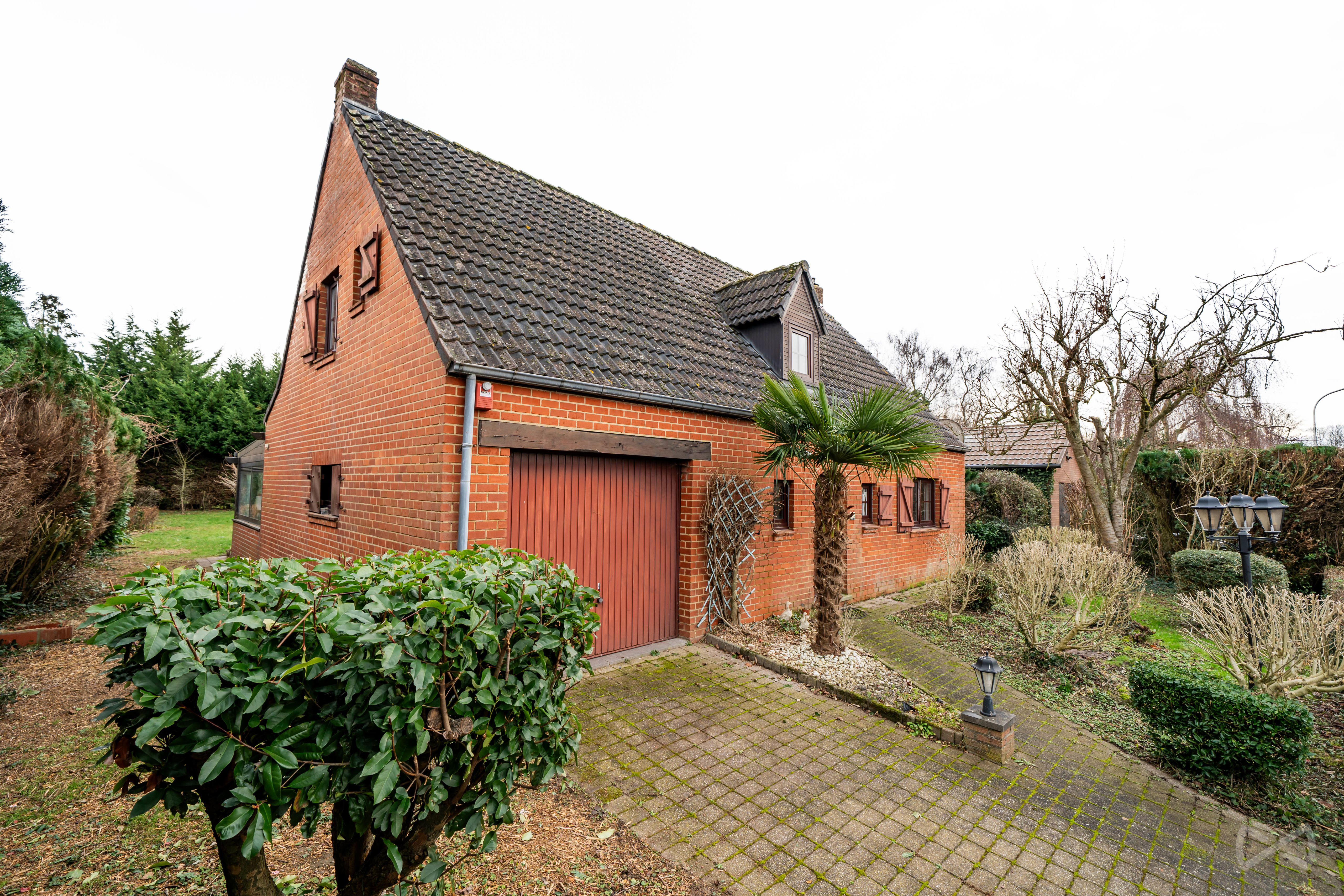 Picture 1 of 4 for Villa with three bedrooms in Hennuyères