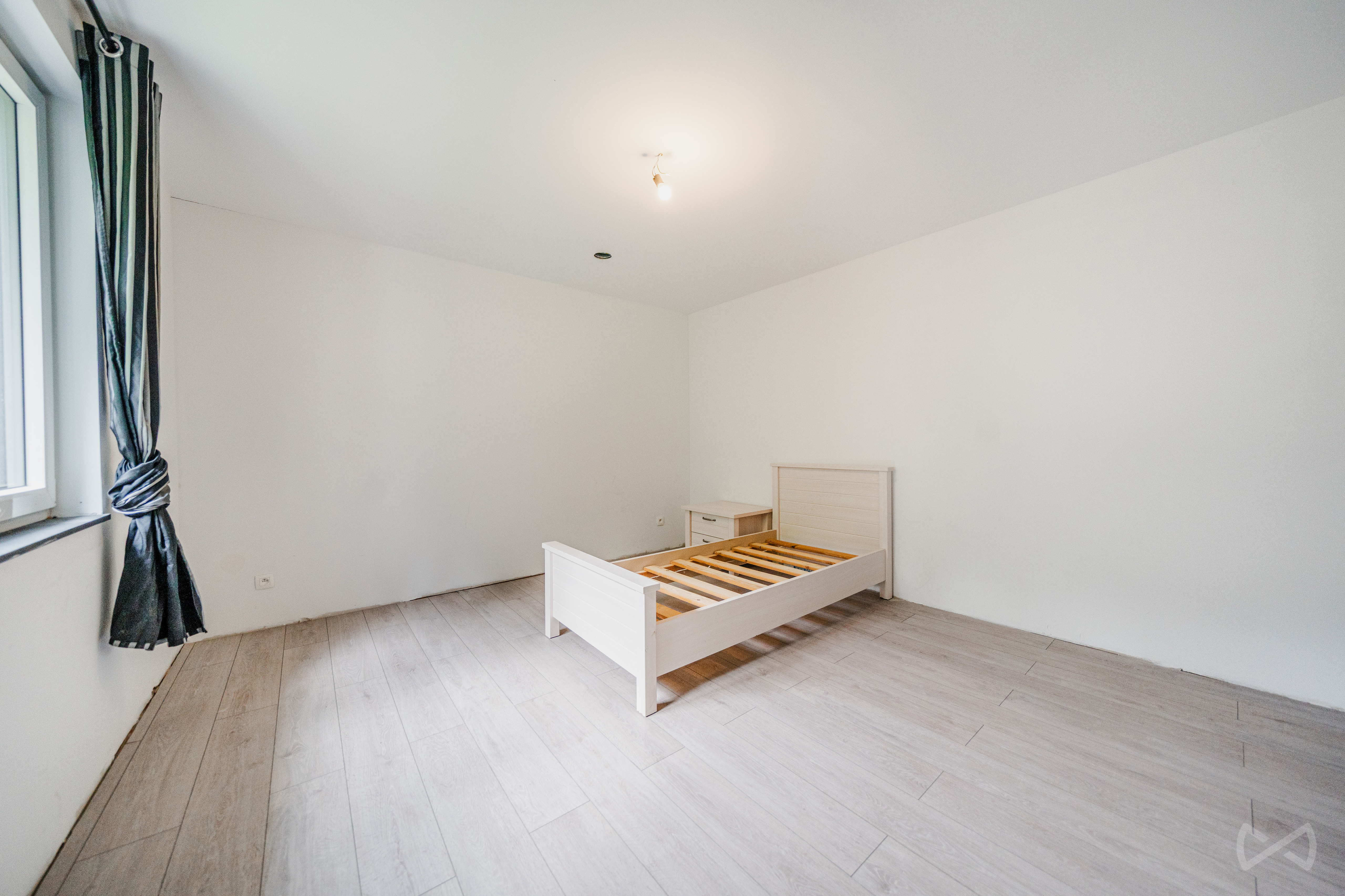 Picture 1 of 4 for House with five bedrooms in Xhoris