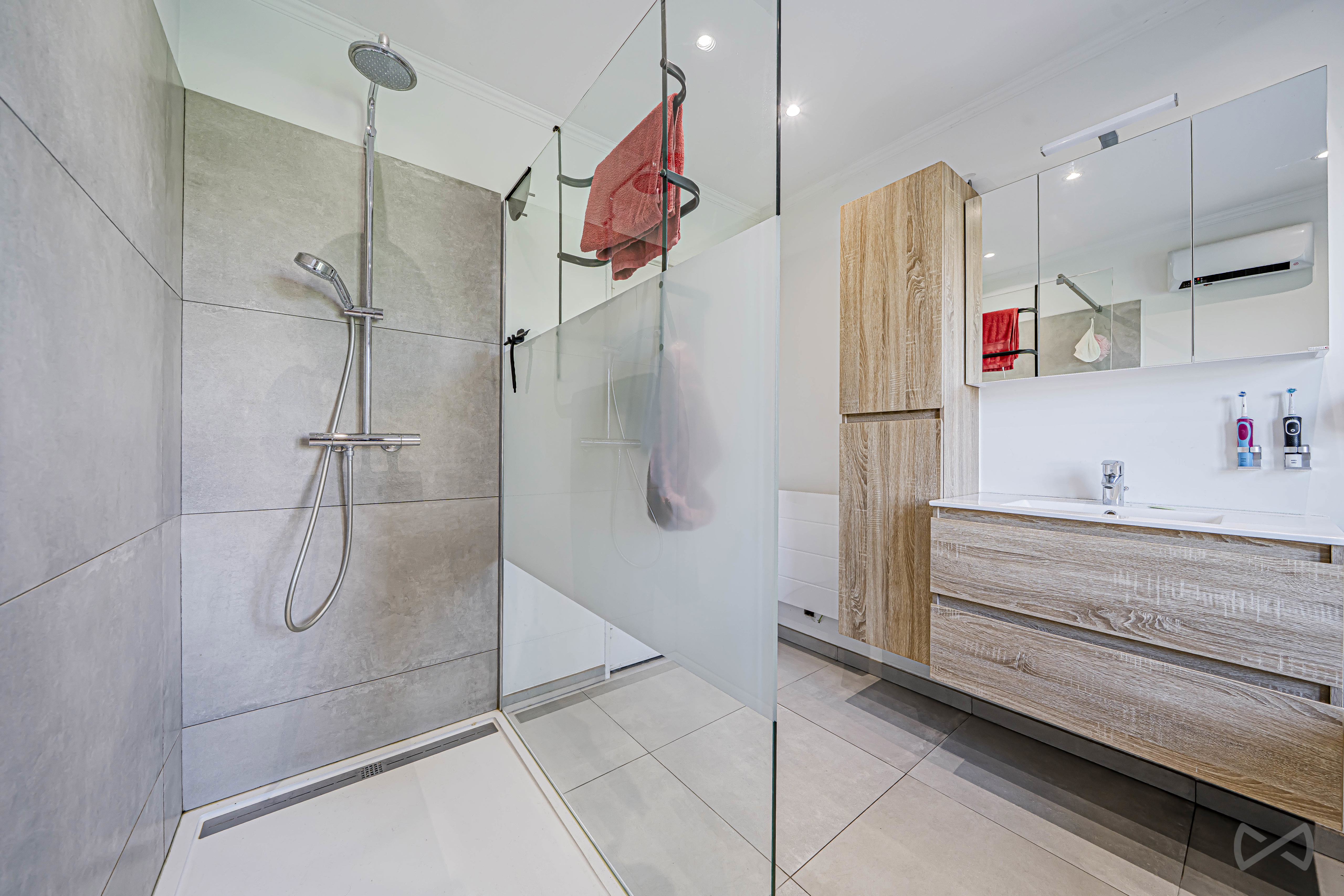 Picture 2 of 4 for Villa with five bedrooms in Braine-le-Comte