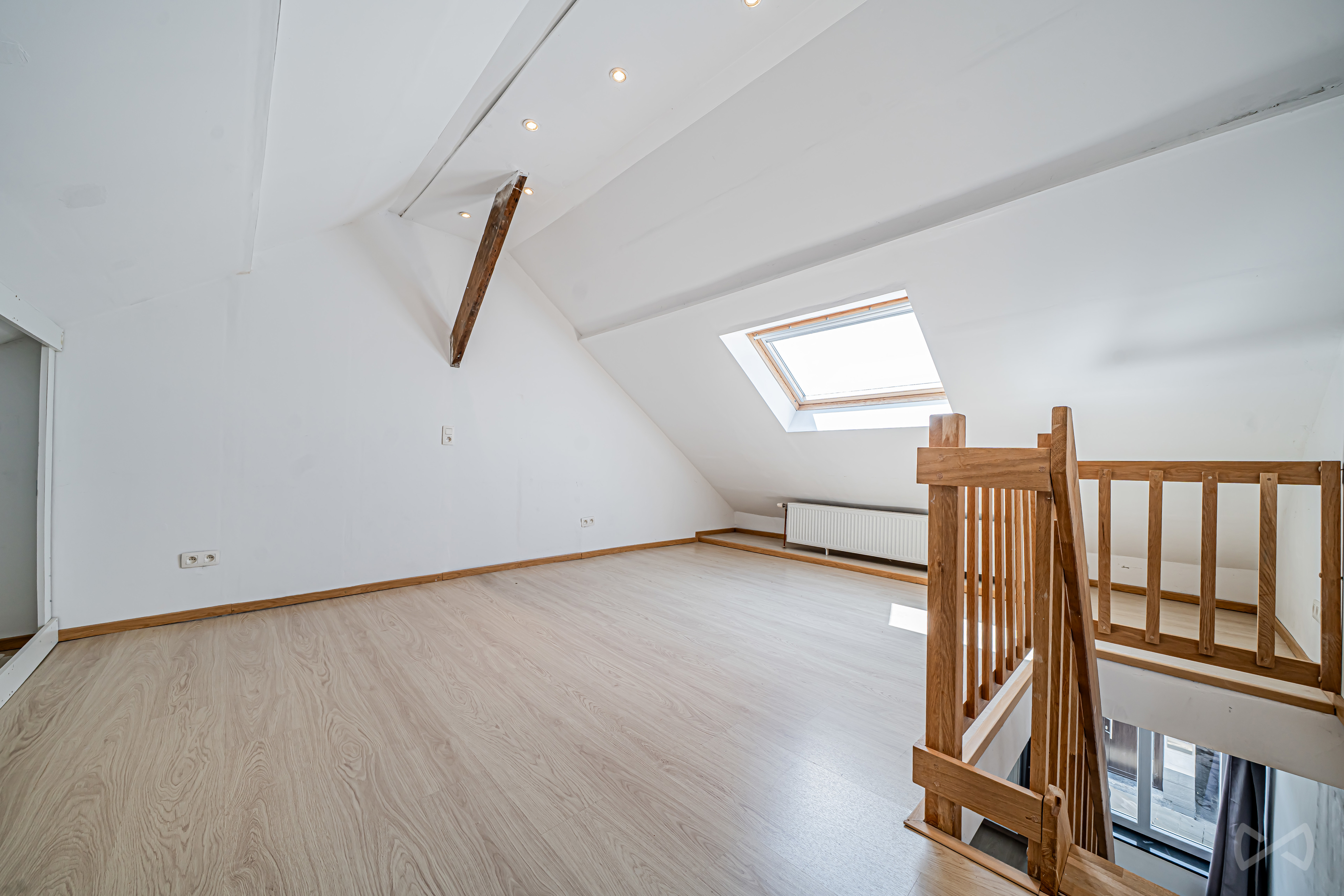 Photo 3 sur 4 pour Maison de trois chambres à Fontainel'Evêque Forchiesla-Marche