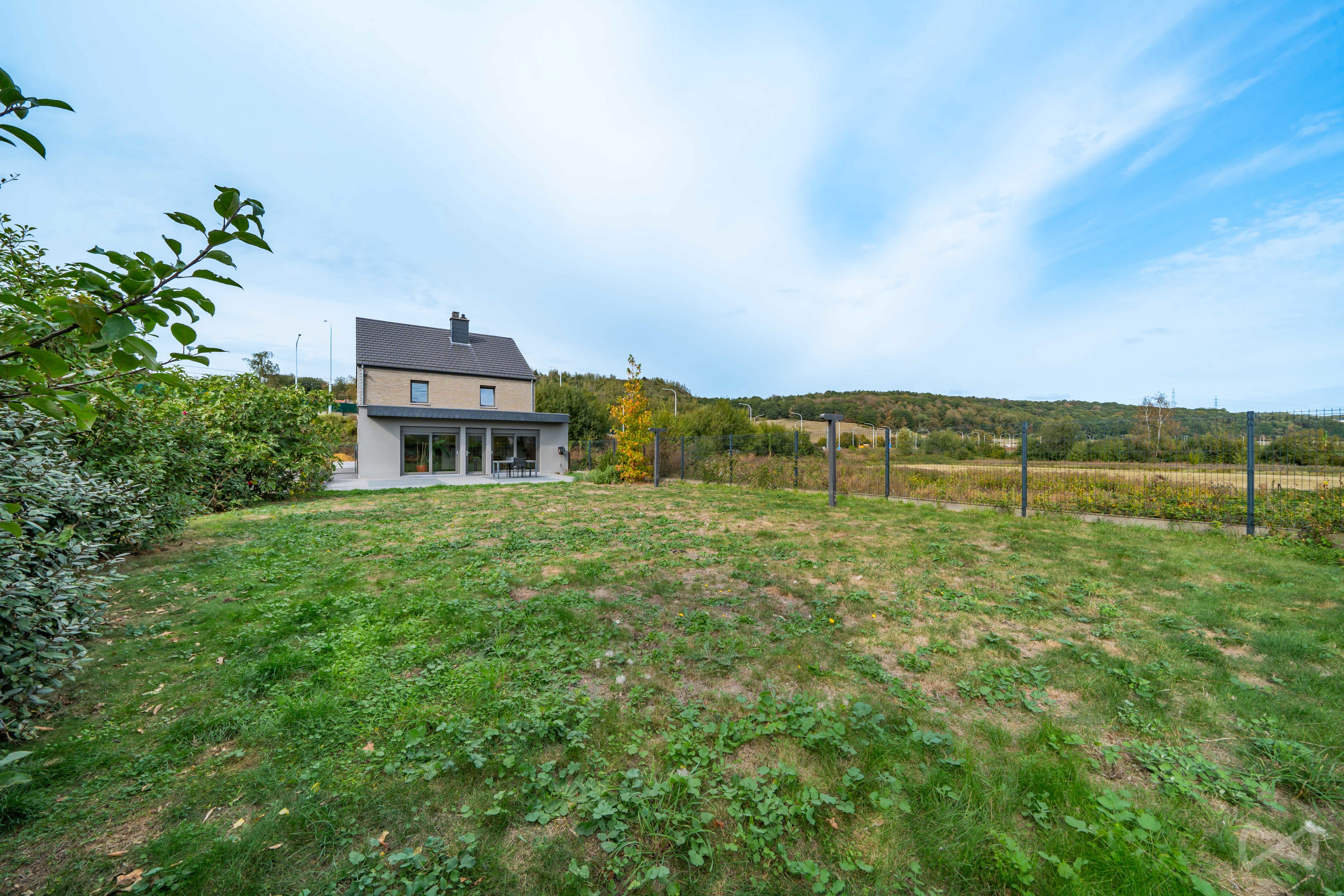 Picture 2 of 4 for Exceptional house with four bedrooms in Farciennes