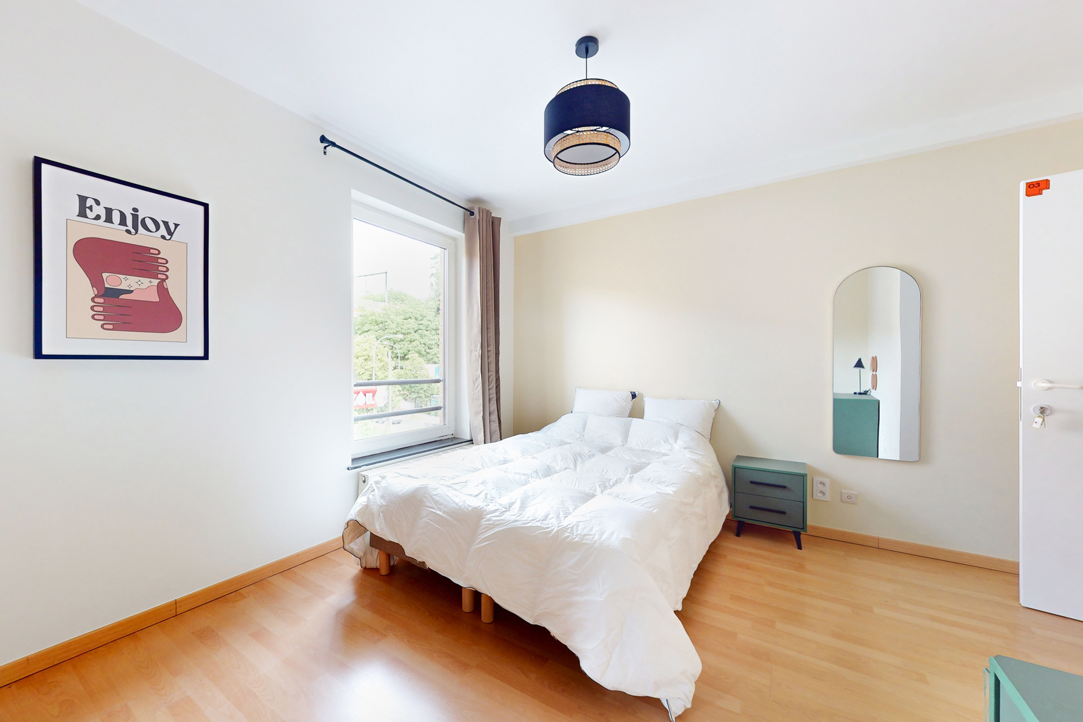 Picture 1 of 4 for Flat with five bedrooms in Uccle