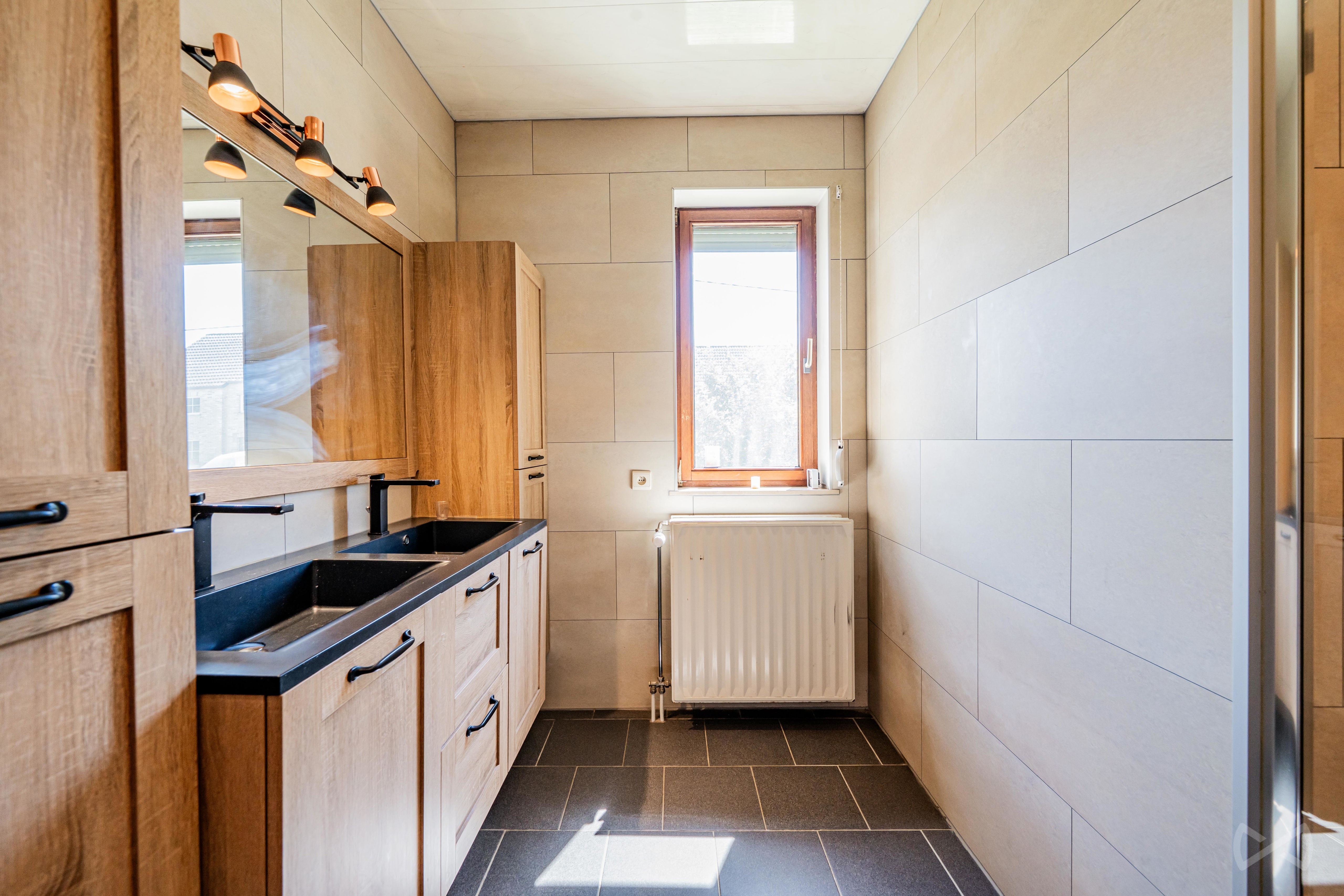 Picture 4 of 4 for Villa with four bedrooms in Merdorp