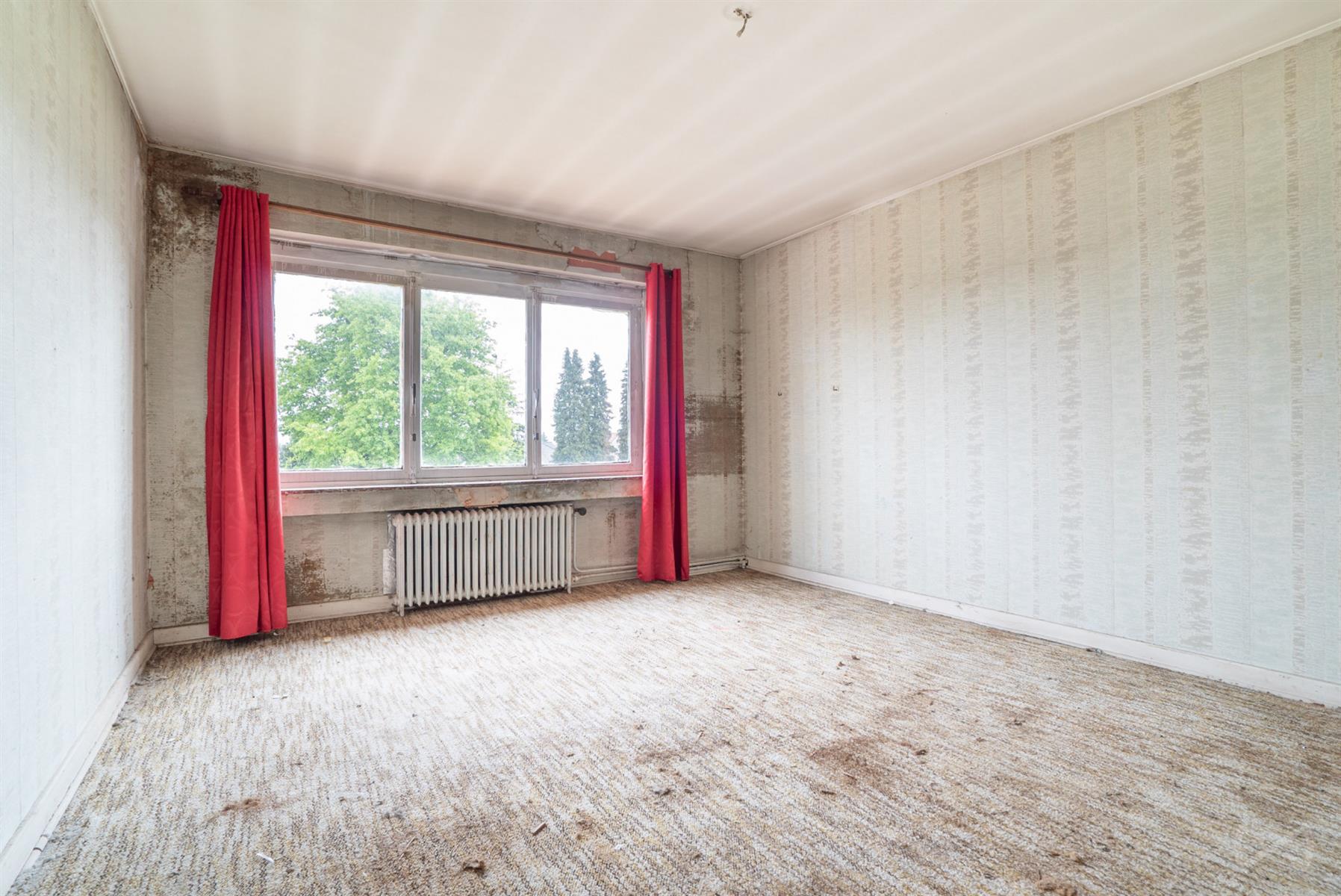Picture 2 of 4 for House with four bedrooms in Couillet