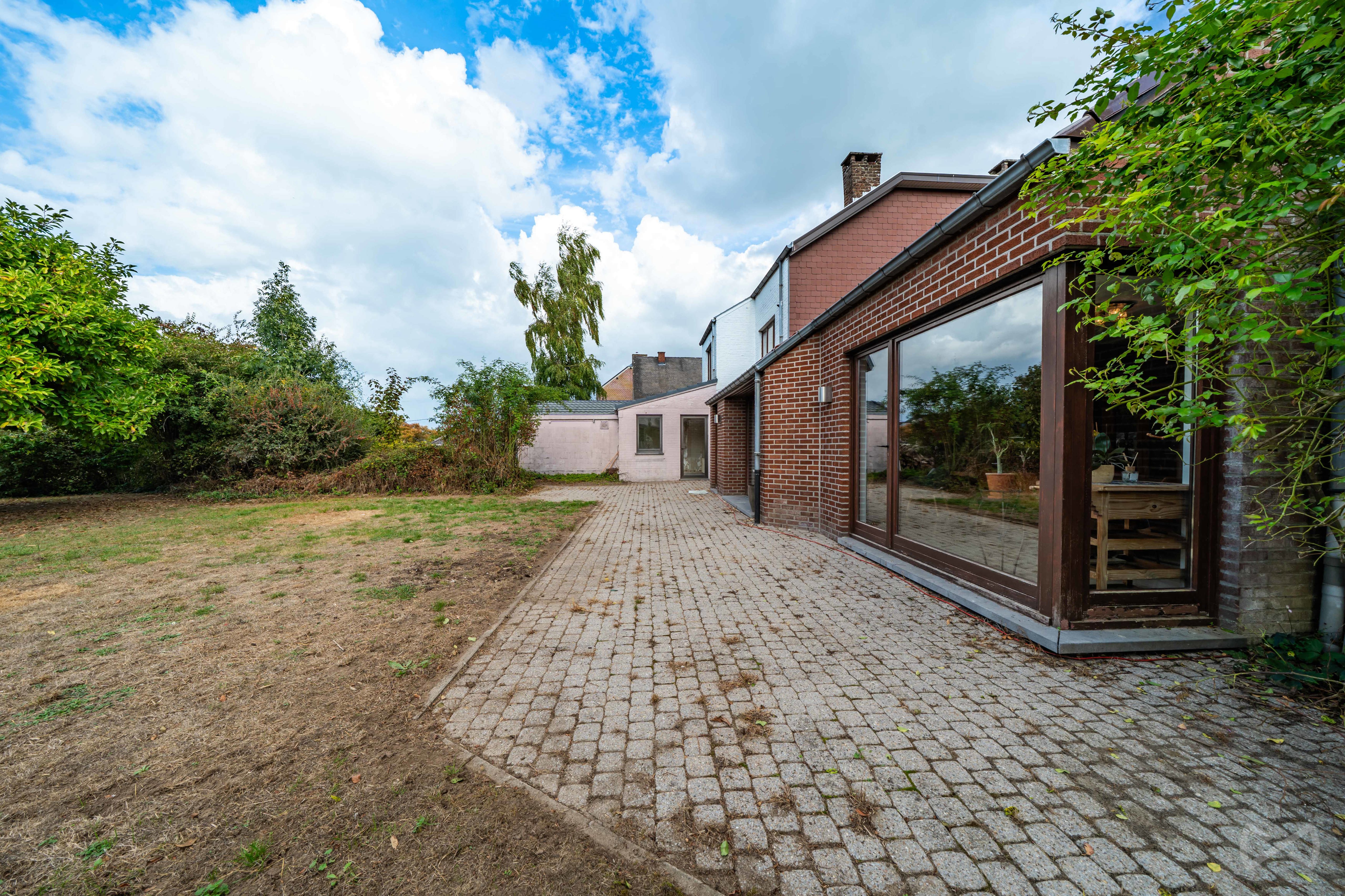 Foto 1 van 4 van Huis met vier slaapkamers in Orp-jauche
