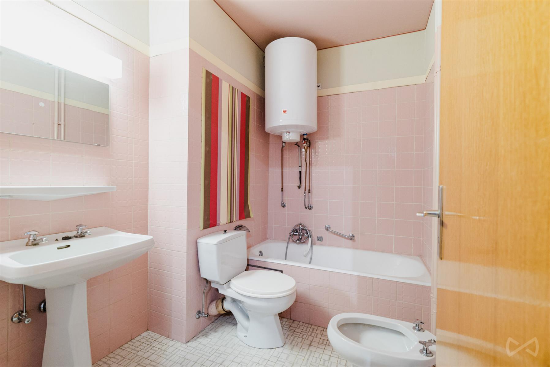 Picture 1 of 4 for Flat with one bedroom in Charleroi