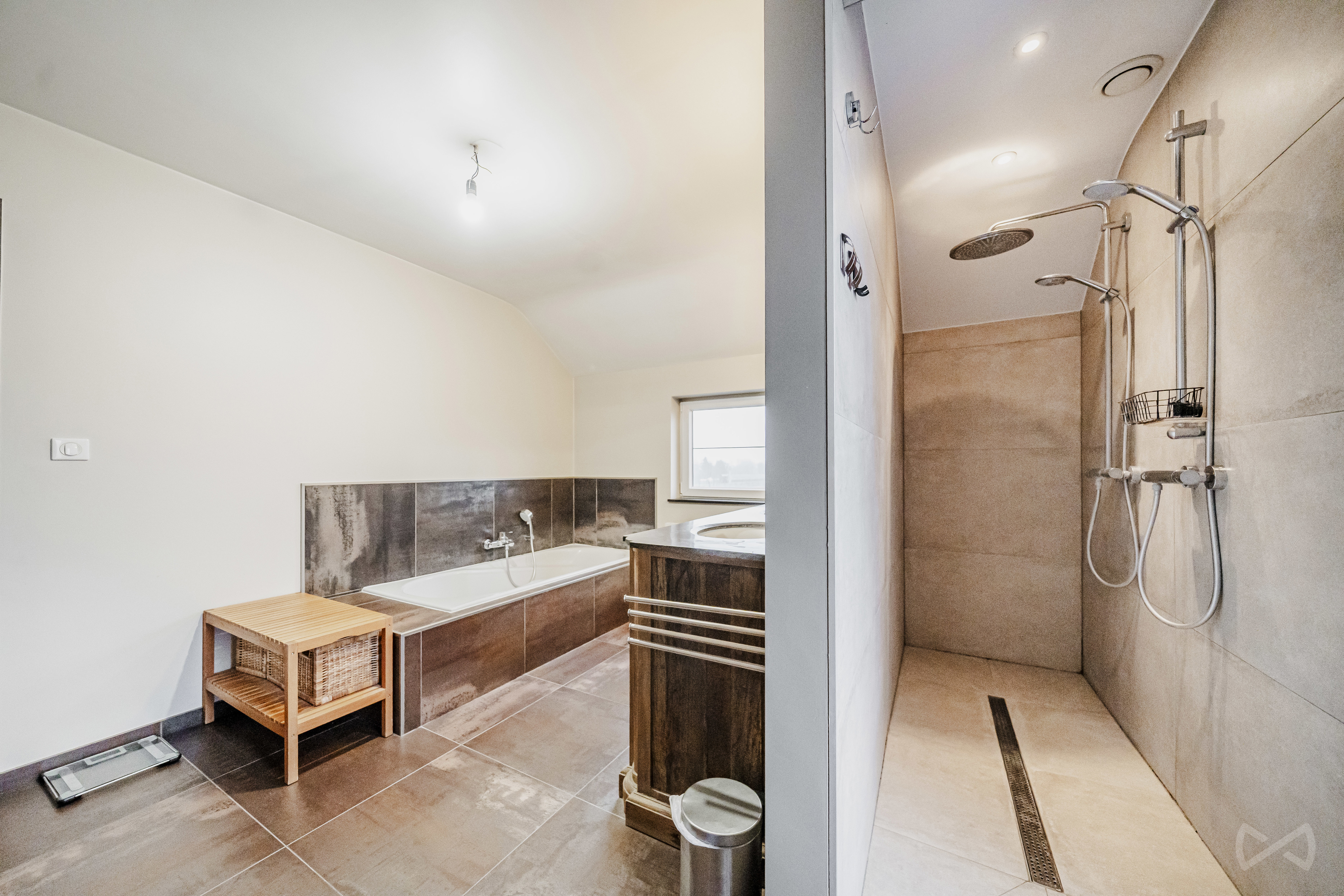 Picture 1 of 4 for House with three bedrooms in Ramillies