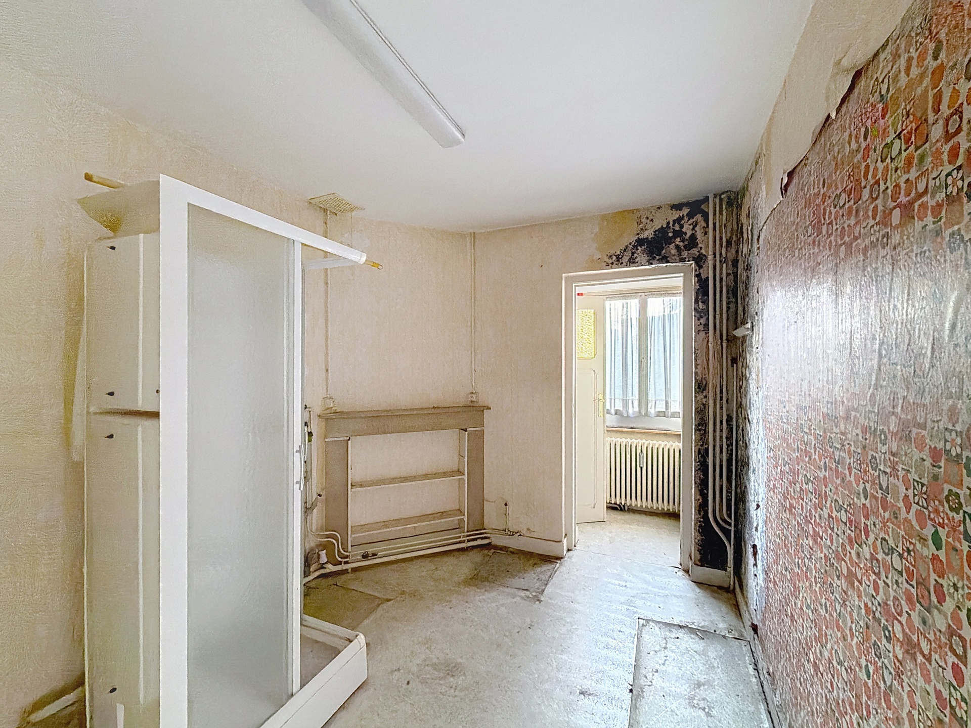 Foto 3 van 4 van Appartementsgebouw met vijf slaapkamers in Schaerbeek