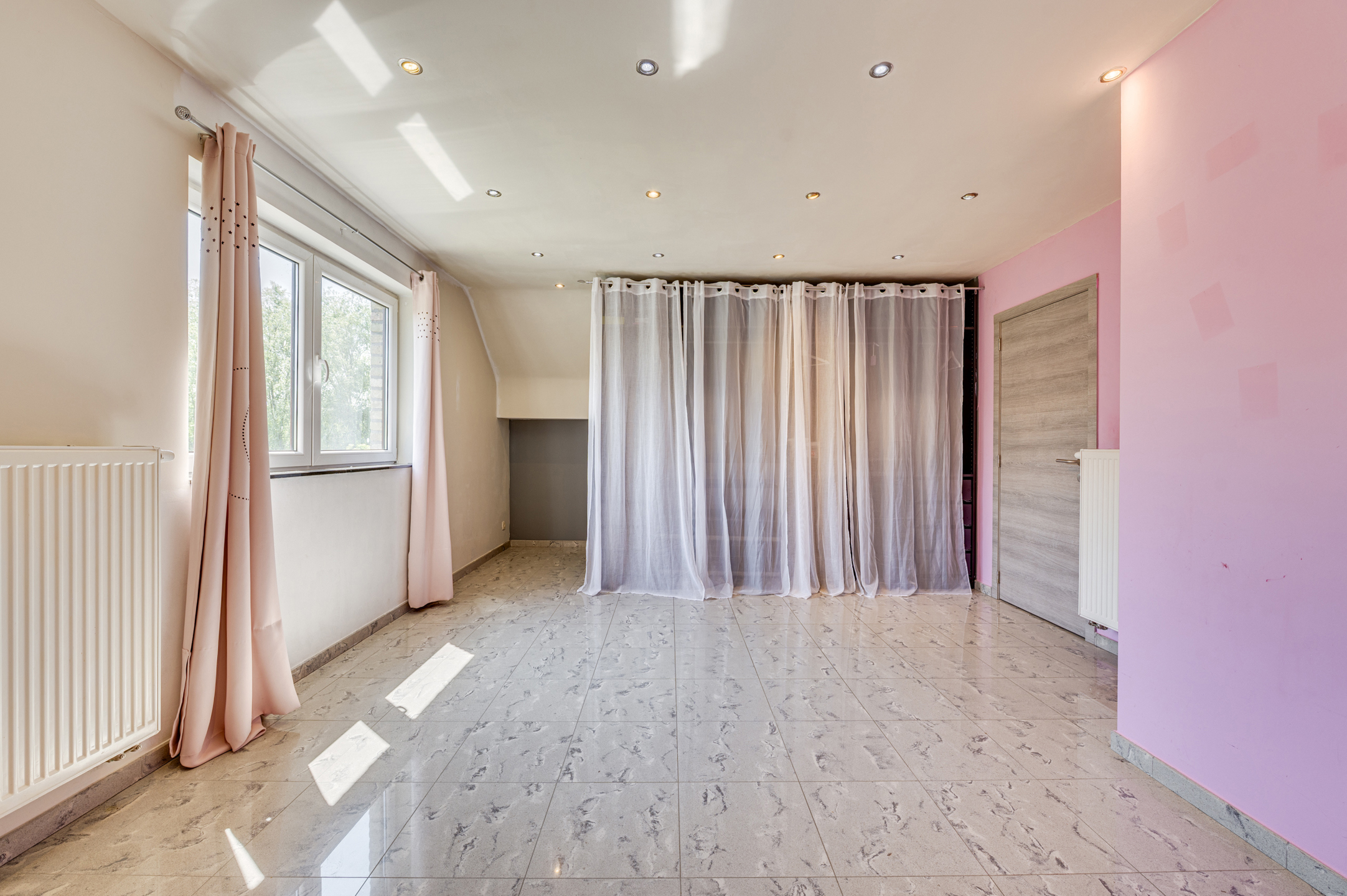 Picture 2 of 4 for Villa with four bedrooms in Tubize