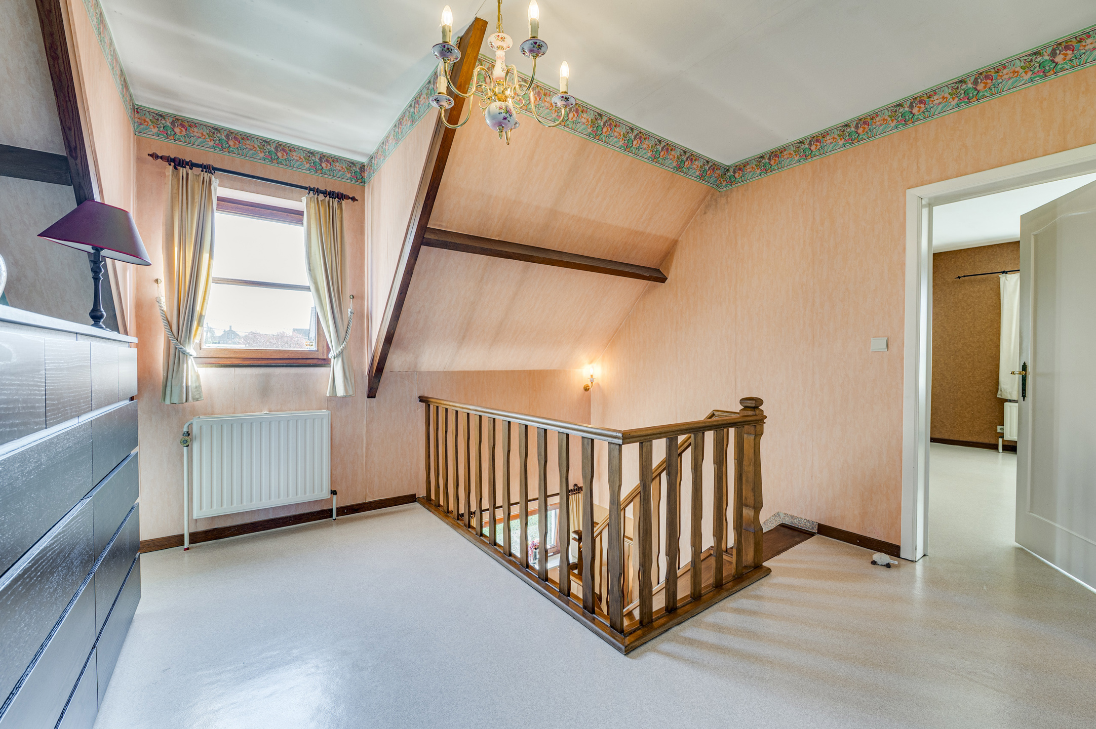 Picture 1 of 4 for Villa with four bedrooms in Enghien Petit-Enghien