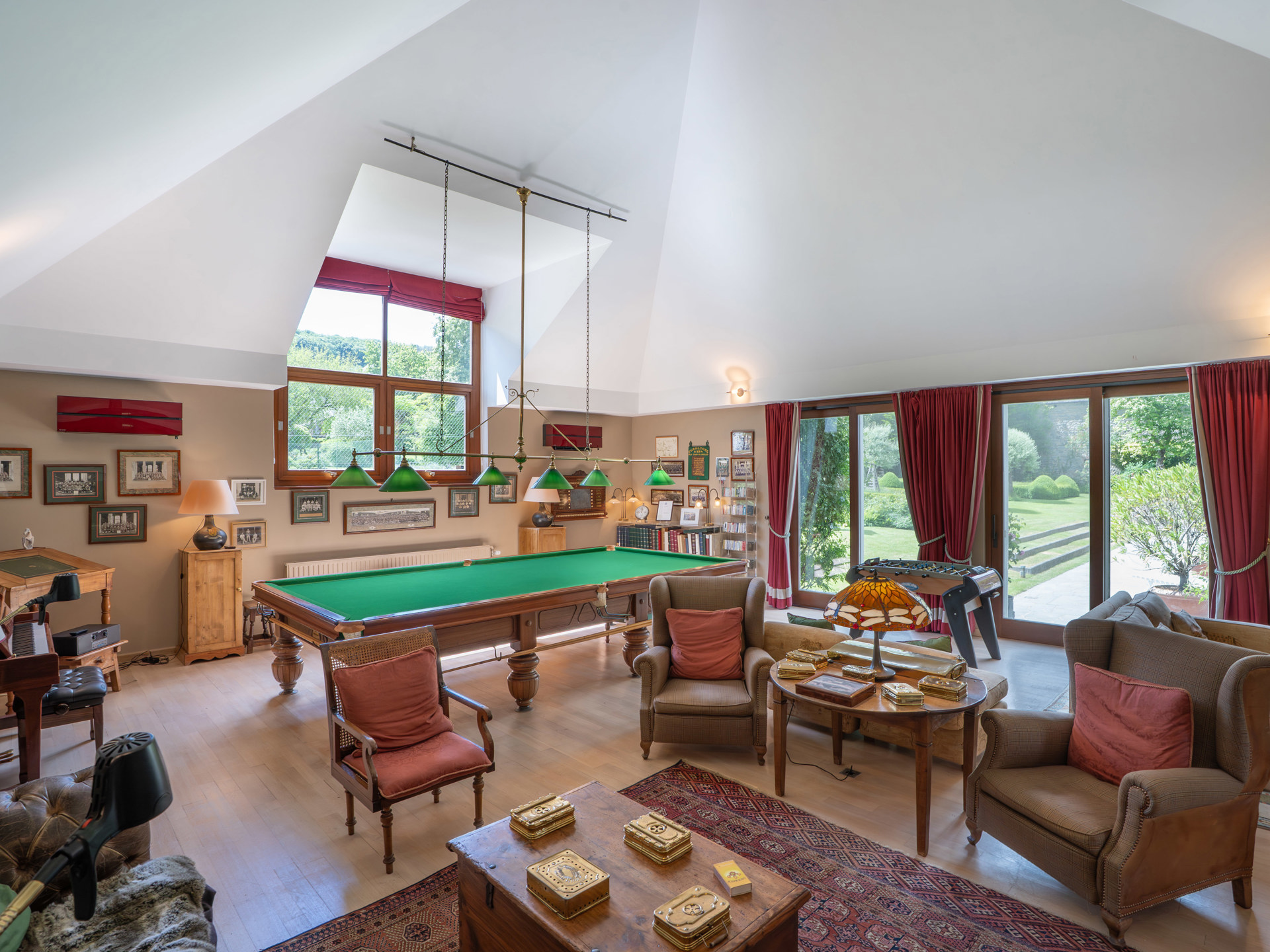 Picture 1 of 4 for Exceptional house with 12 bedrooms in Beauraing