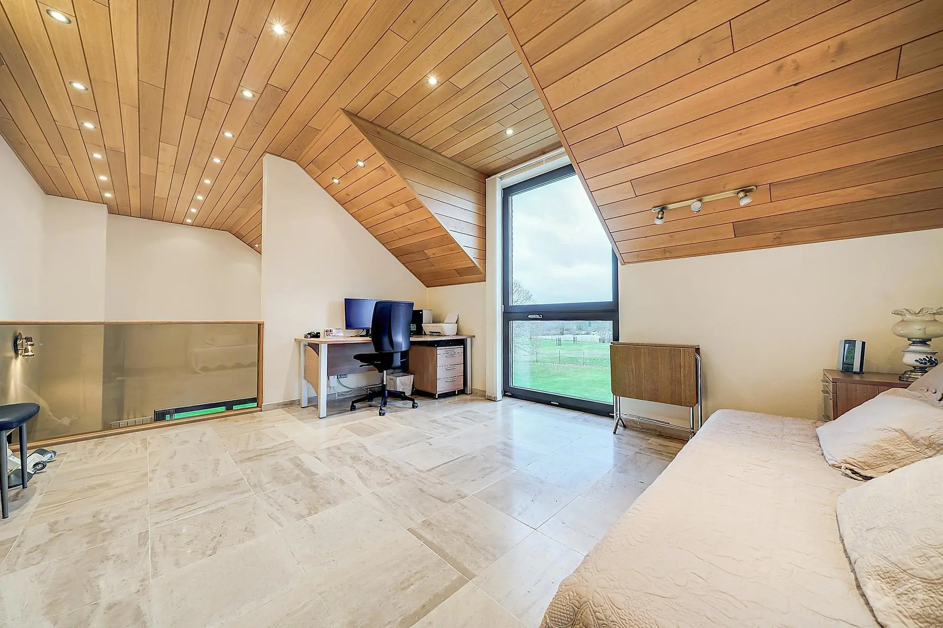 Photo 2 sur 4 pour Maison de quatre chambres à Thy-le-château
