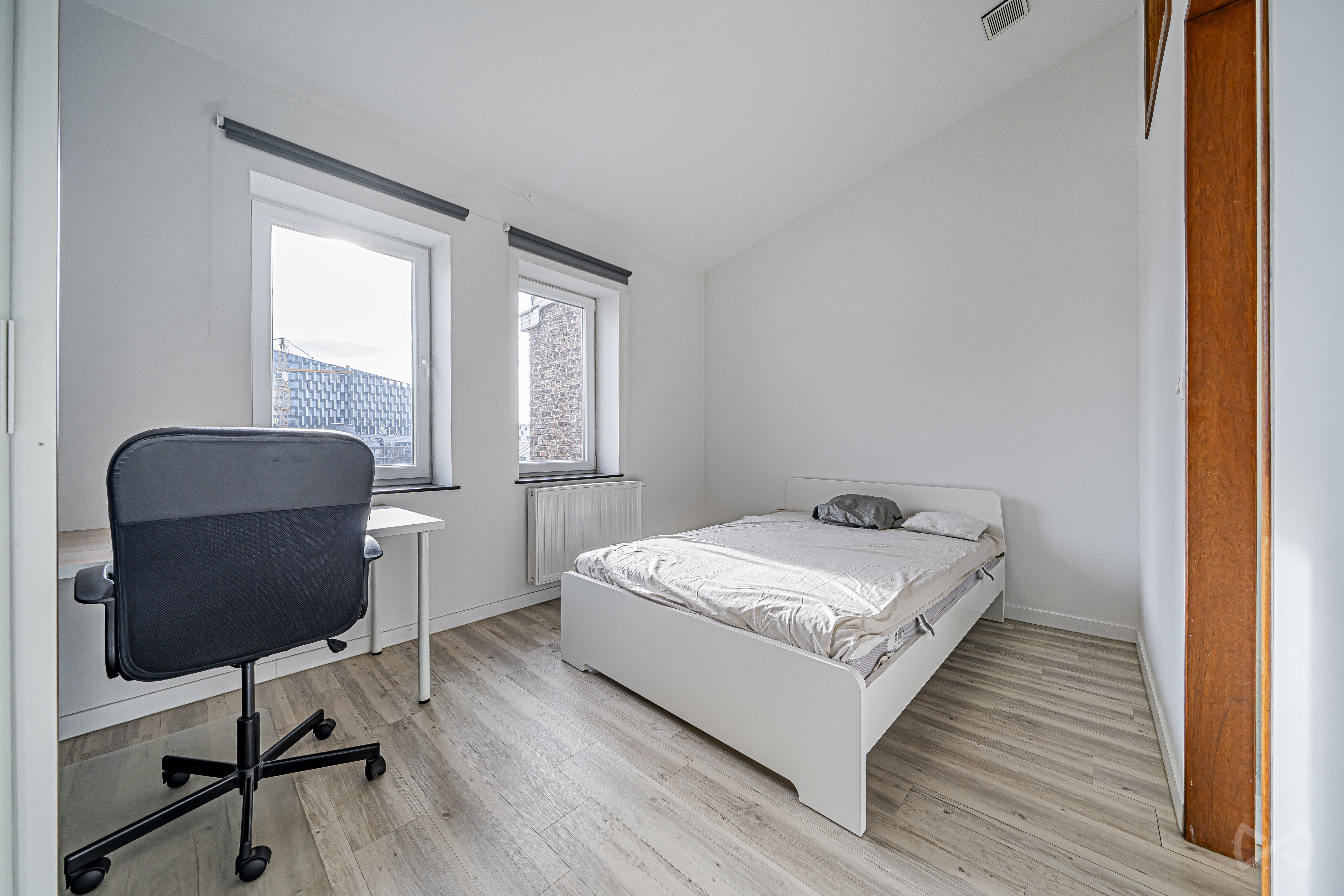 Photo 3 sur 4 pour Immeuble à appartements de neuf chambres à Liège
