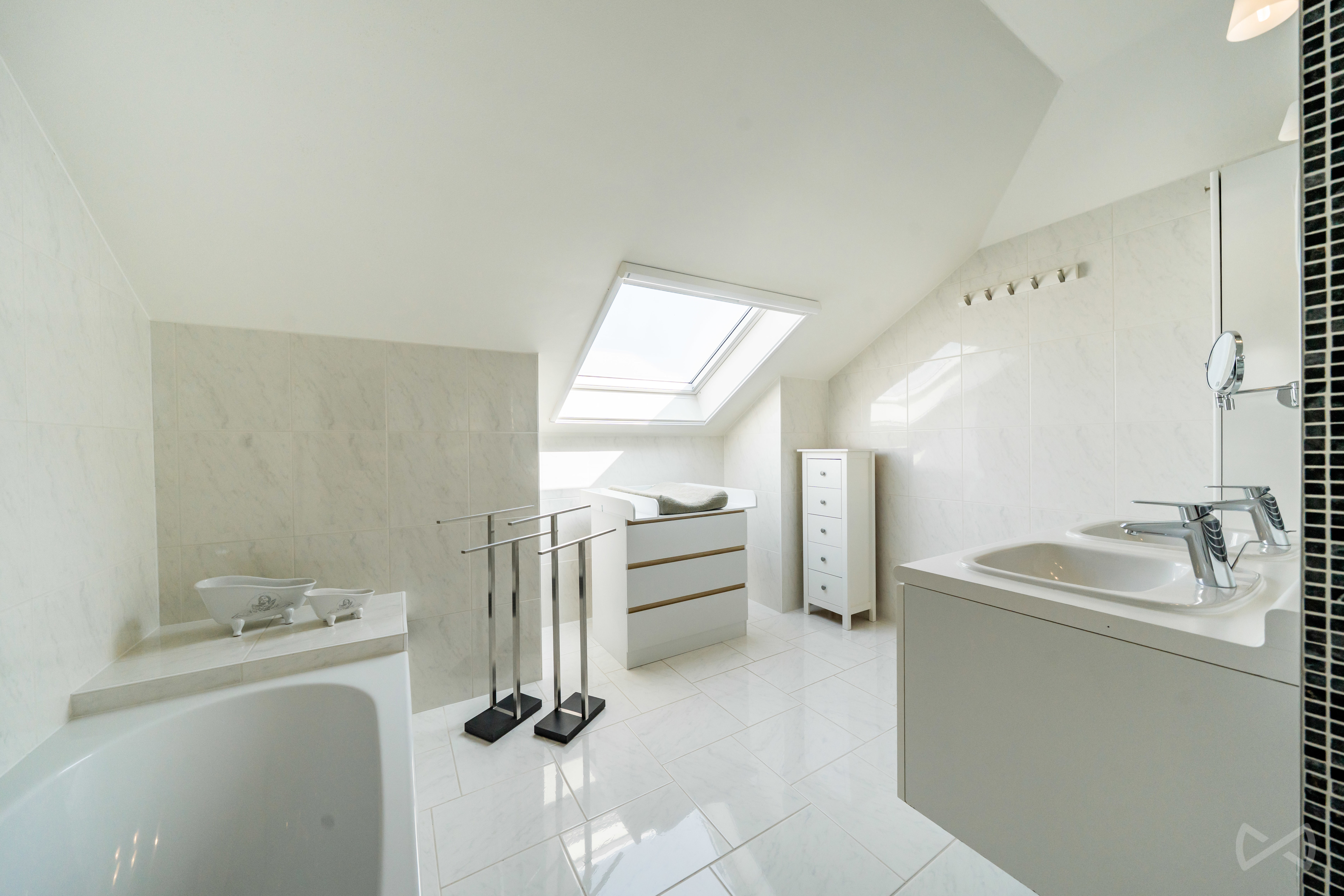 Picture 1 of 4 for House with four bedrooms in Ham-sur-heure-nalinnes