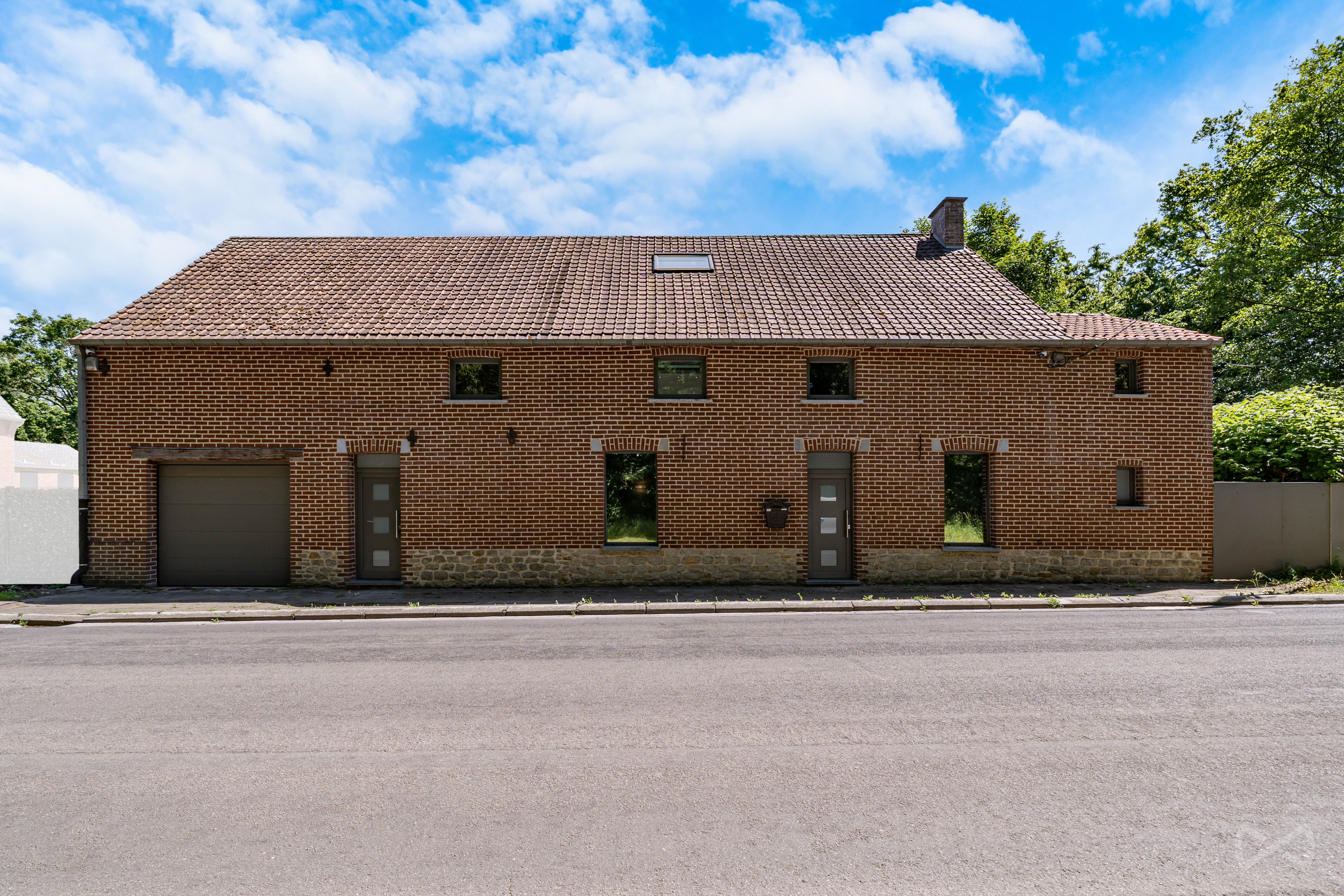 Photo 2 sur 4 pour Maison de quatre chambres à Beloeil