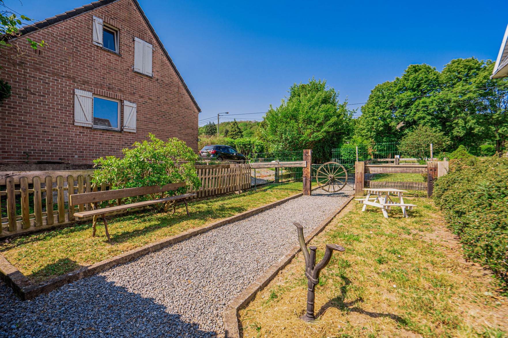 Picture 1 of 4 for House with four bedrooms in Hermeton-sur-meuse
