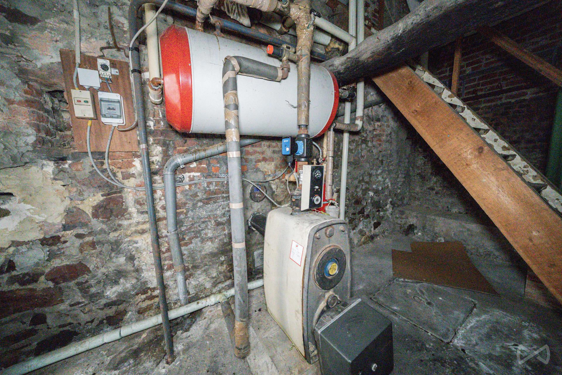 Photo 2 sur 4 pour Maison de cinq chambres à Peissant