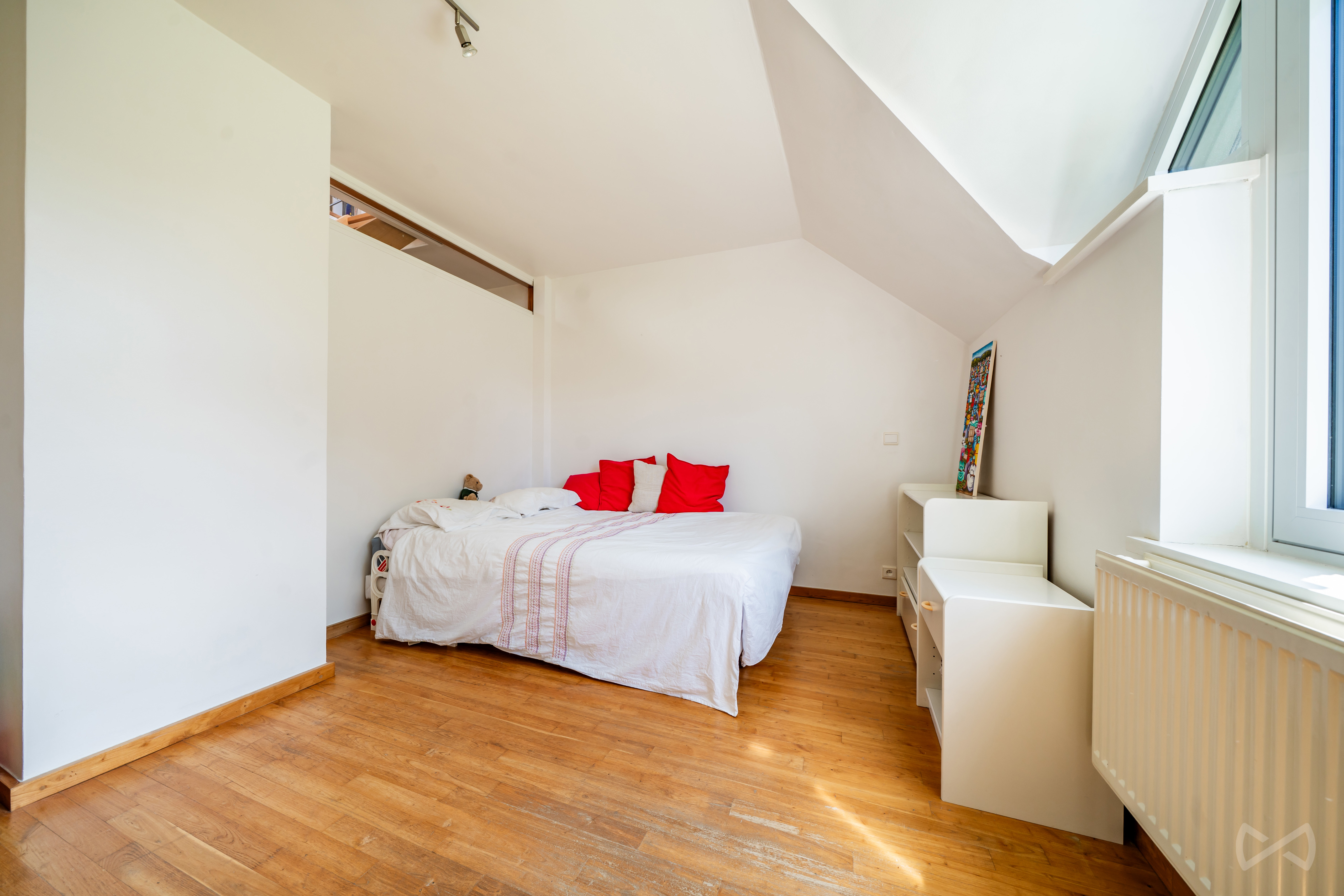 Photo 2 sur 4 pour Maison de cinq chambres à Céroux-mousty
