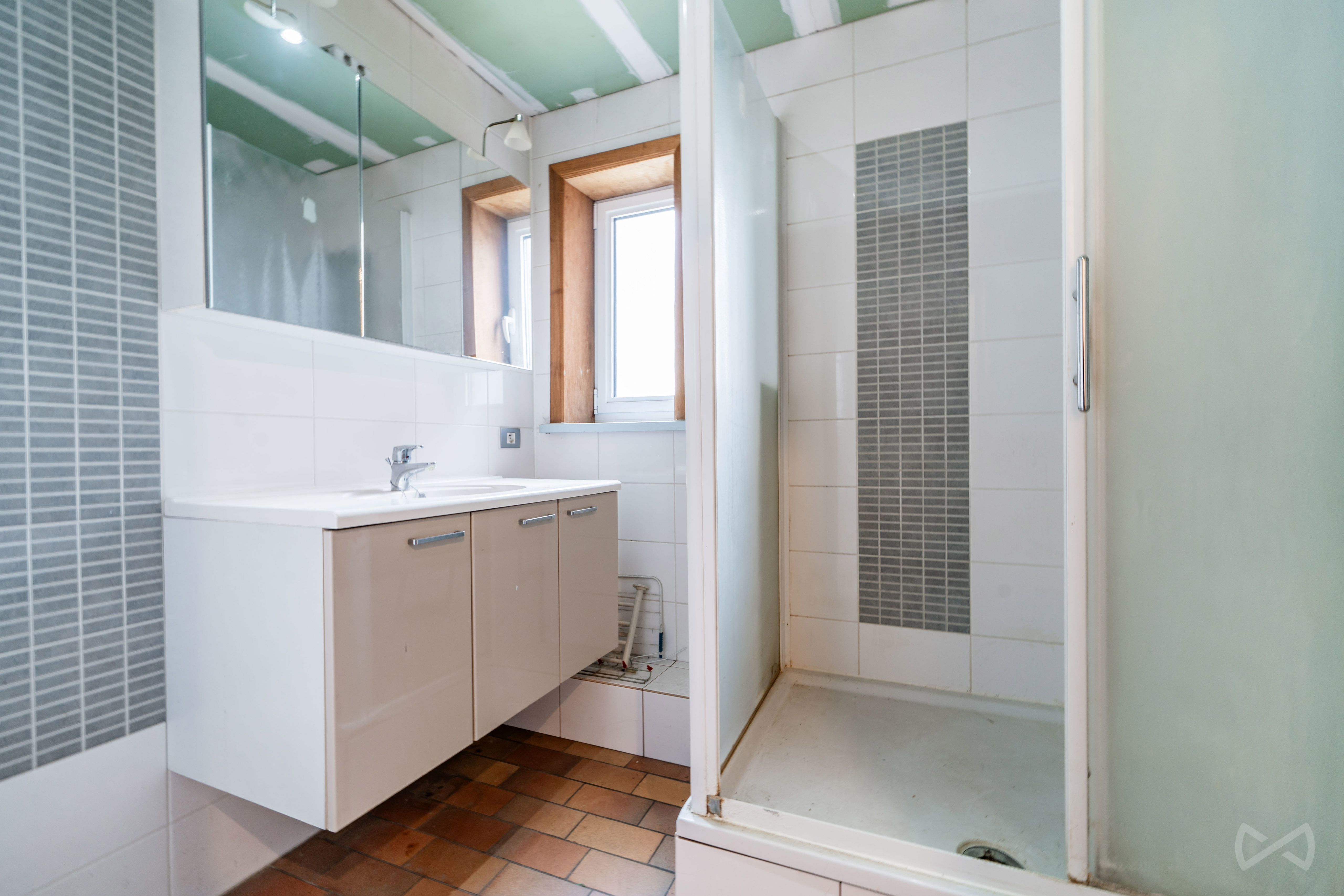 Picture 1 of 4 for Multi-purpose building with three bedrooms in Basècles