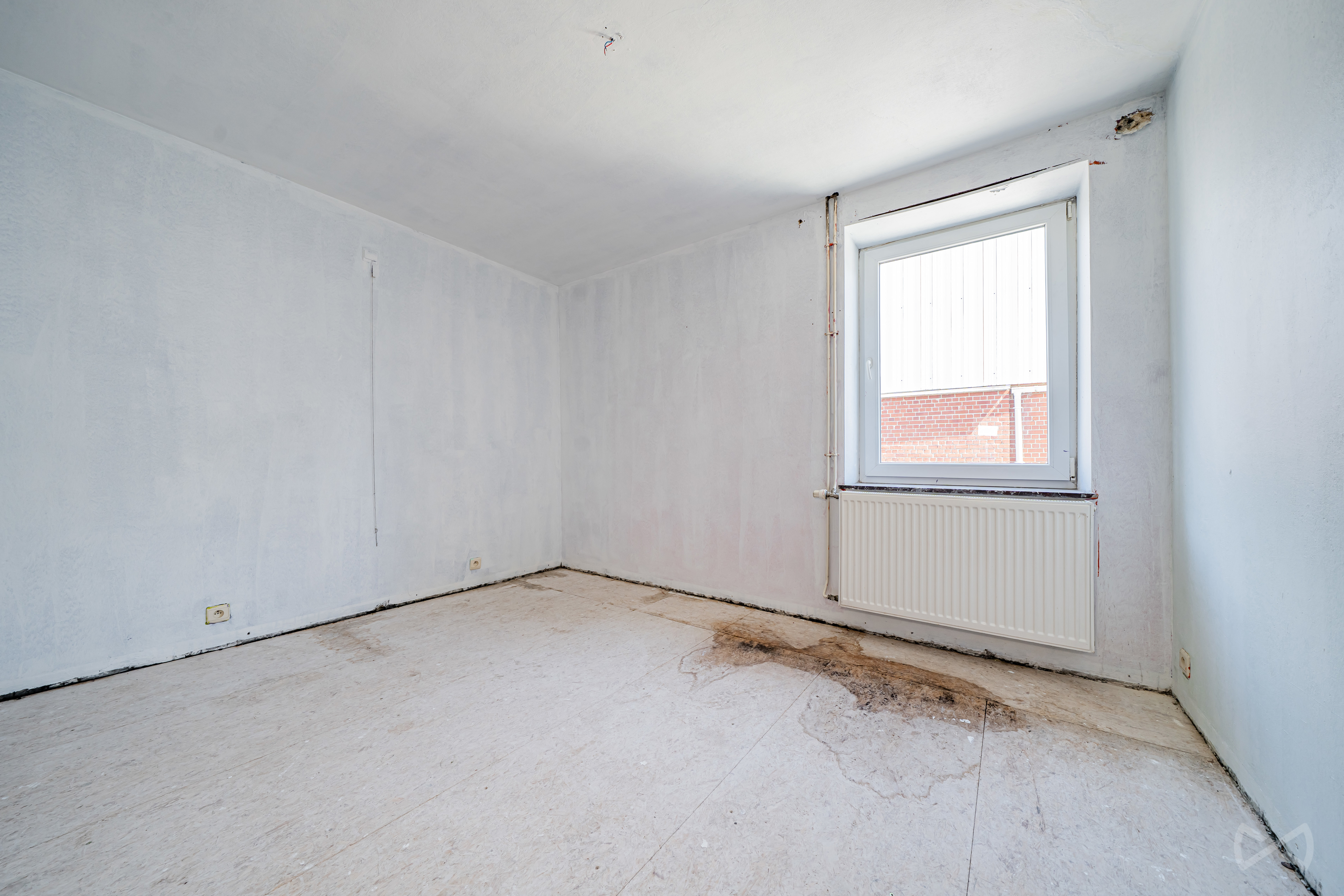 Photo 4 sur 4 pour Immeuble mixte de deux chambres à Florennes