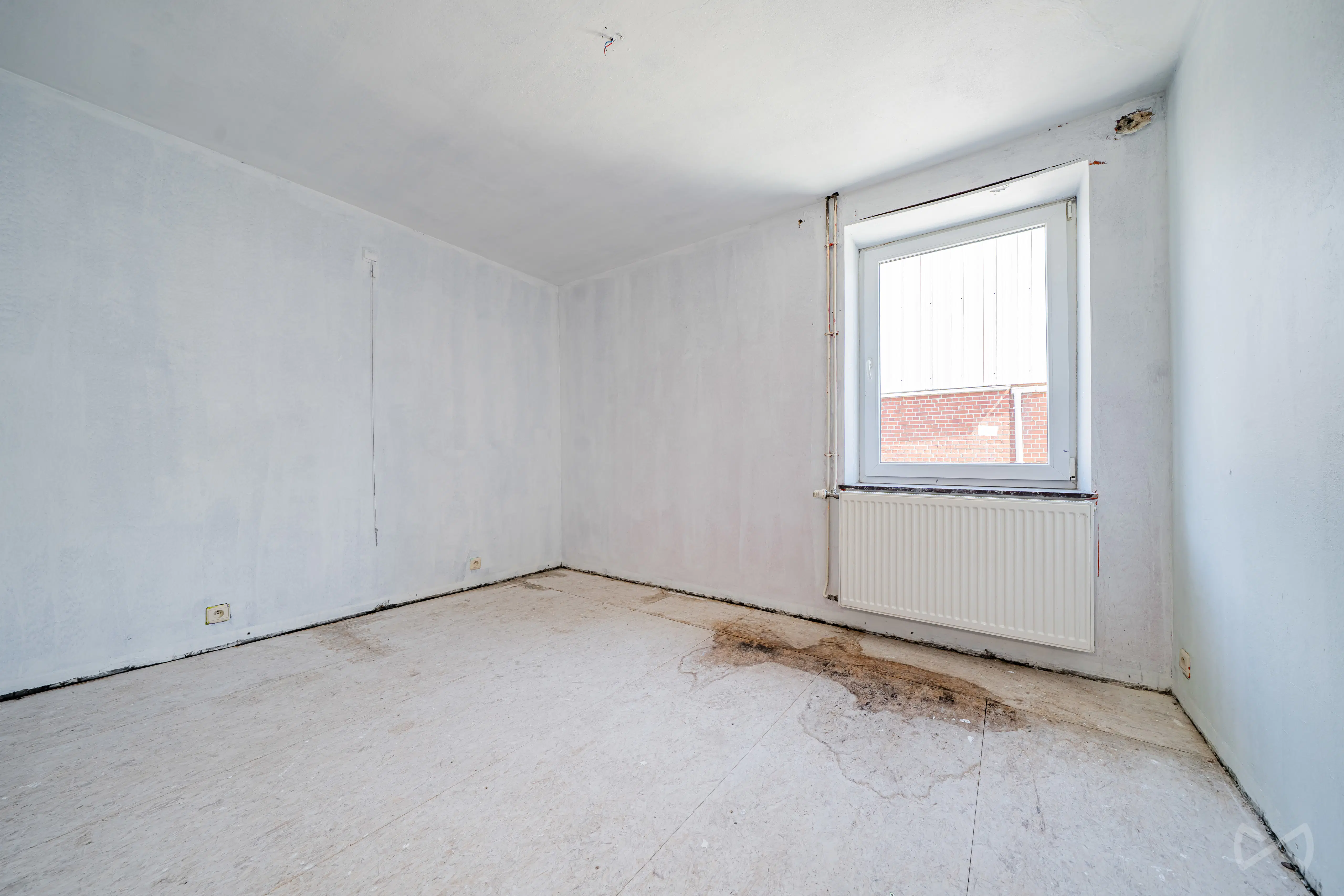 Photo 4 sur 4 pour Immeuble mixte de deux chambres à Florennes