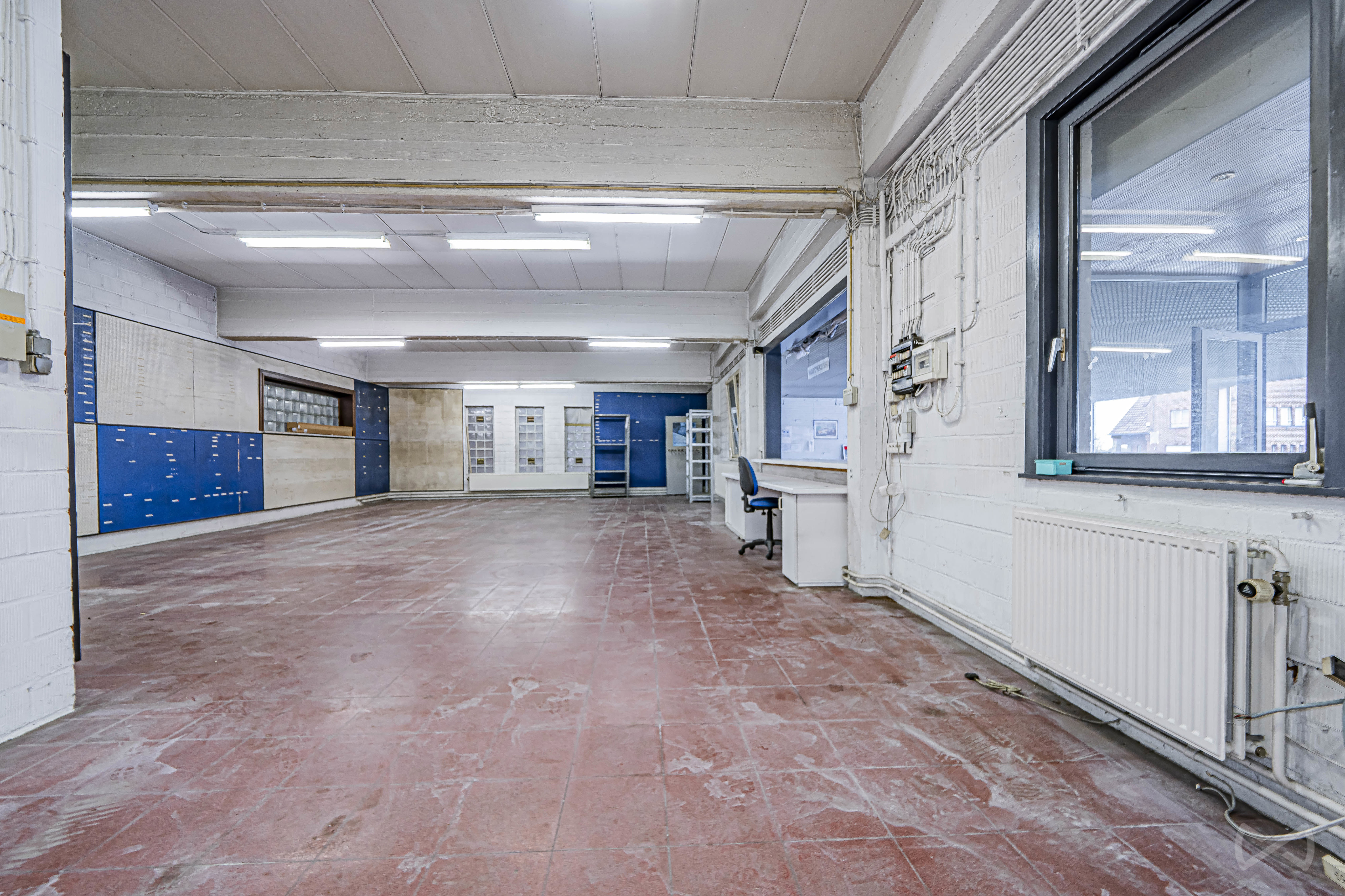 Photo 3 sur 4 pour Immeuble mixte de deux chambres à Chièvres