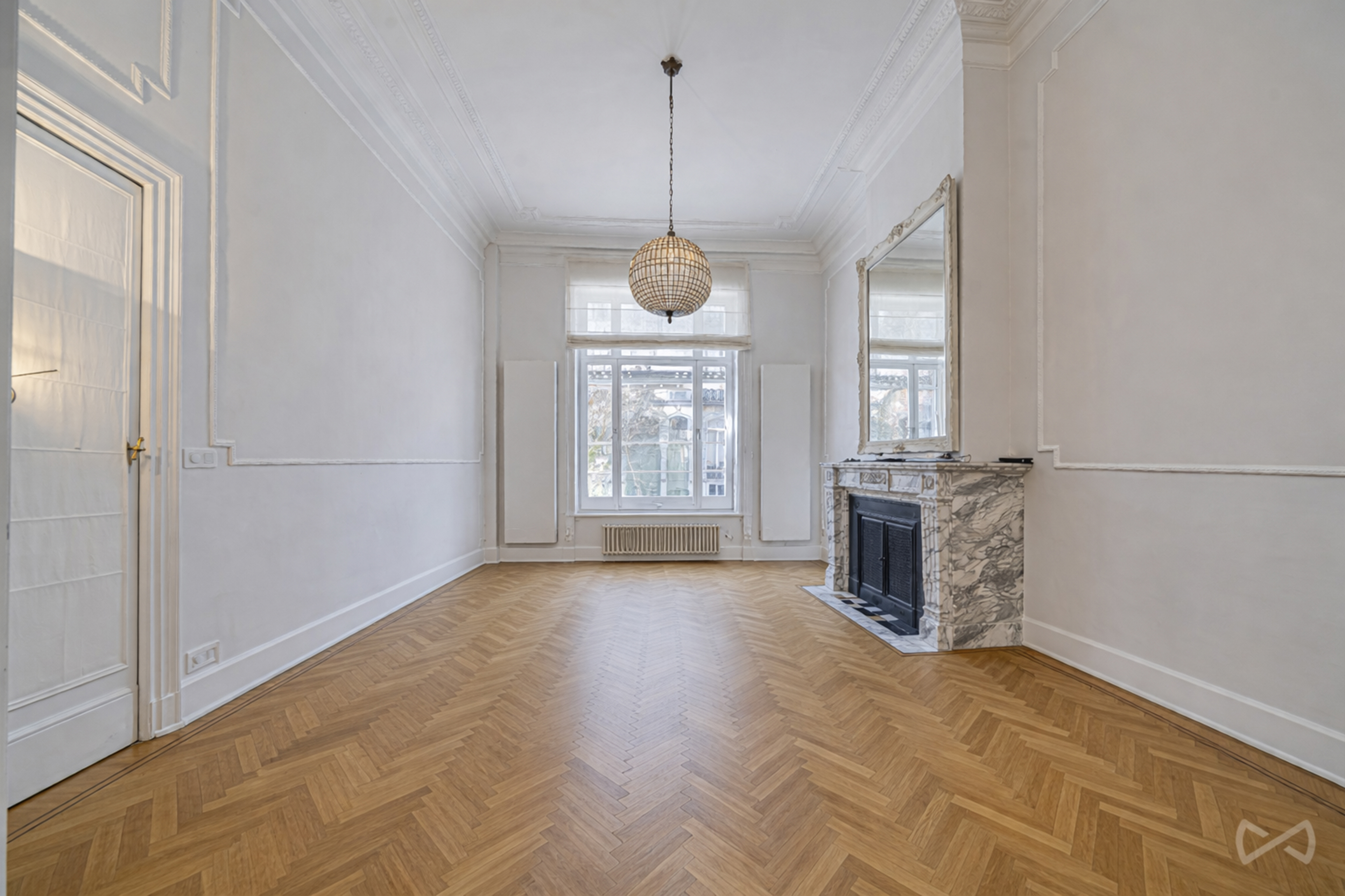 Picture 3 of 3 for Maison de maitre with six bedrooms in Bruxelles