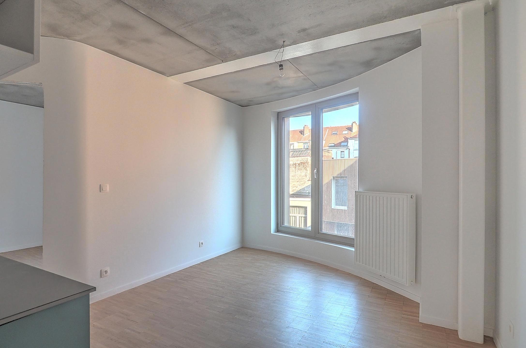 Picture 2 of 4 for Flat in Schaerbeek