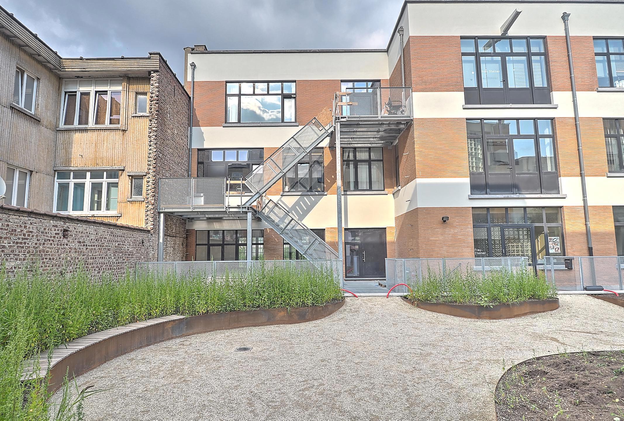 Picture 1 of 5 for Offices in Ixelles