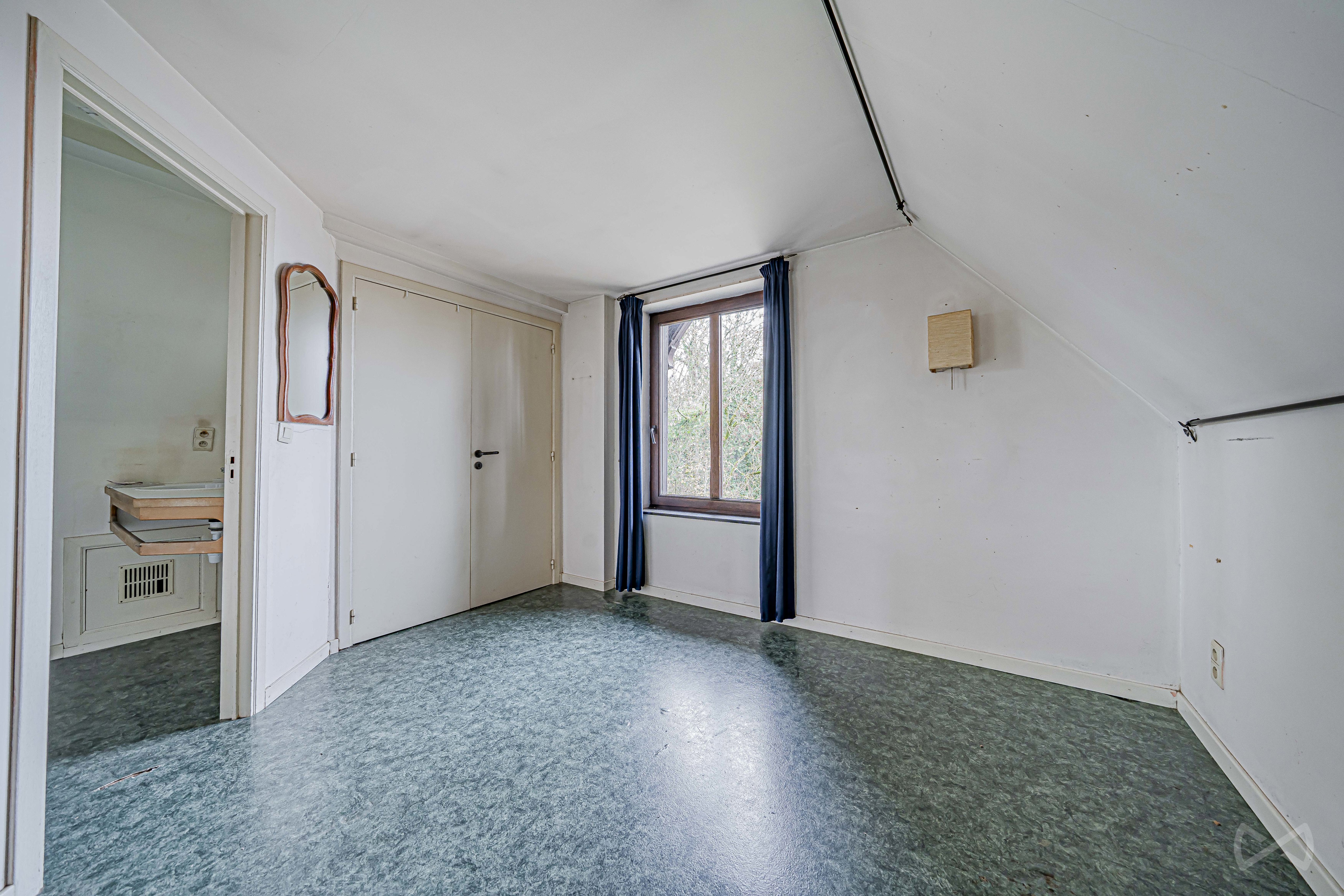 Picture 3 of 4 for Maison de maitre with ten bedrooms in Liège