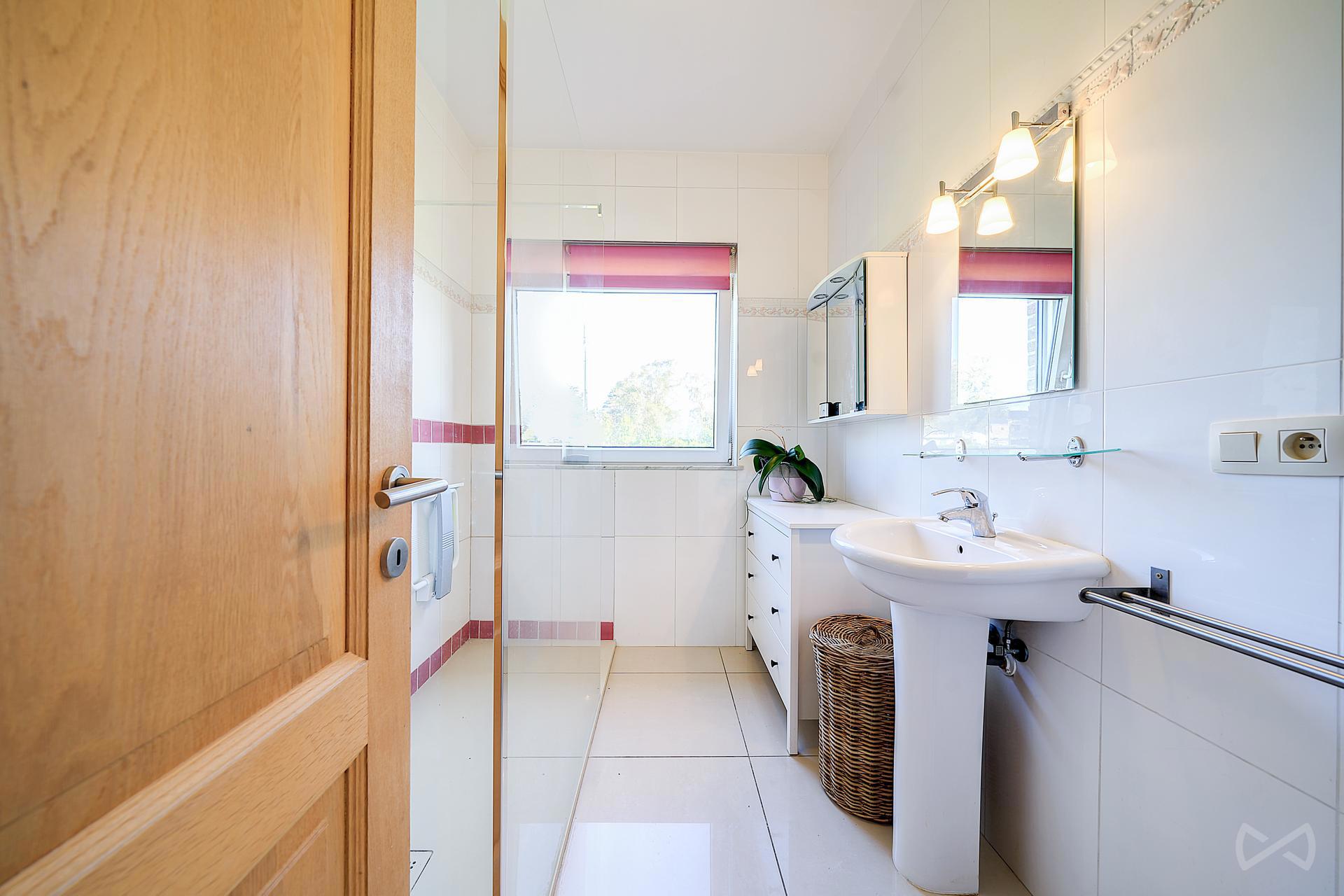 Photo 3 sur 4 pour Appartement de deux chambres à Louveigné