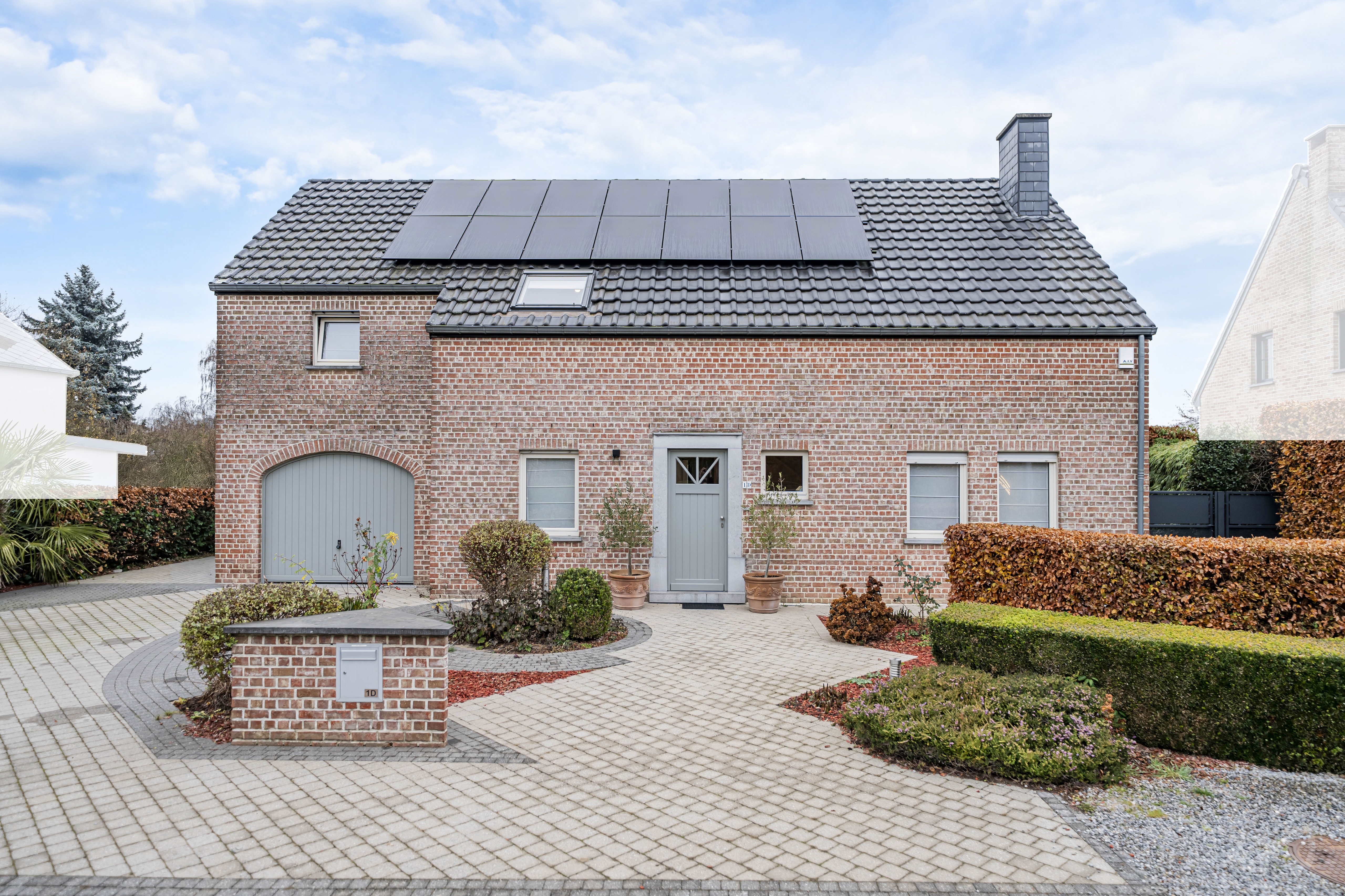 Picture 2 of 3 for House with four bedrooms in Lens-saint-remy