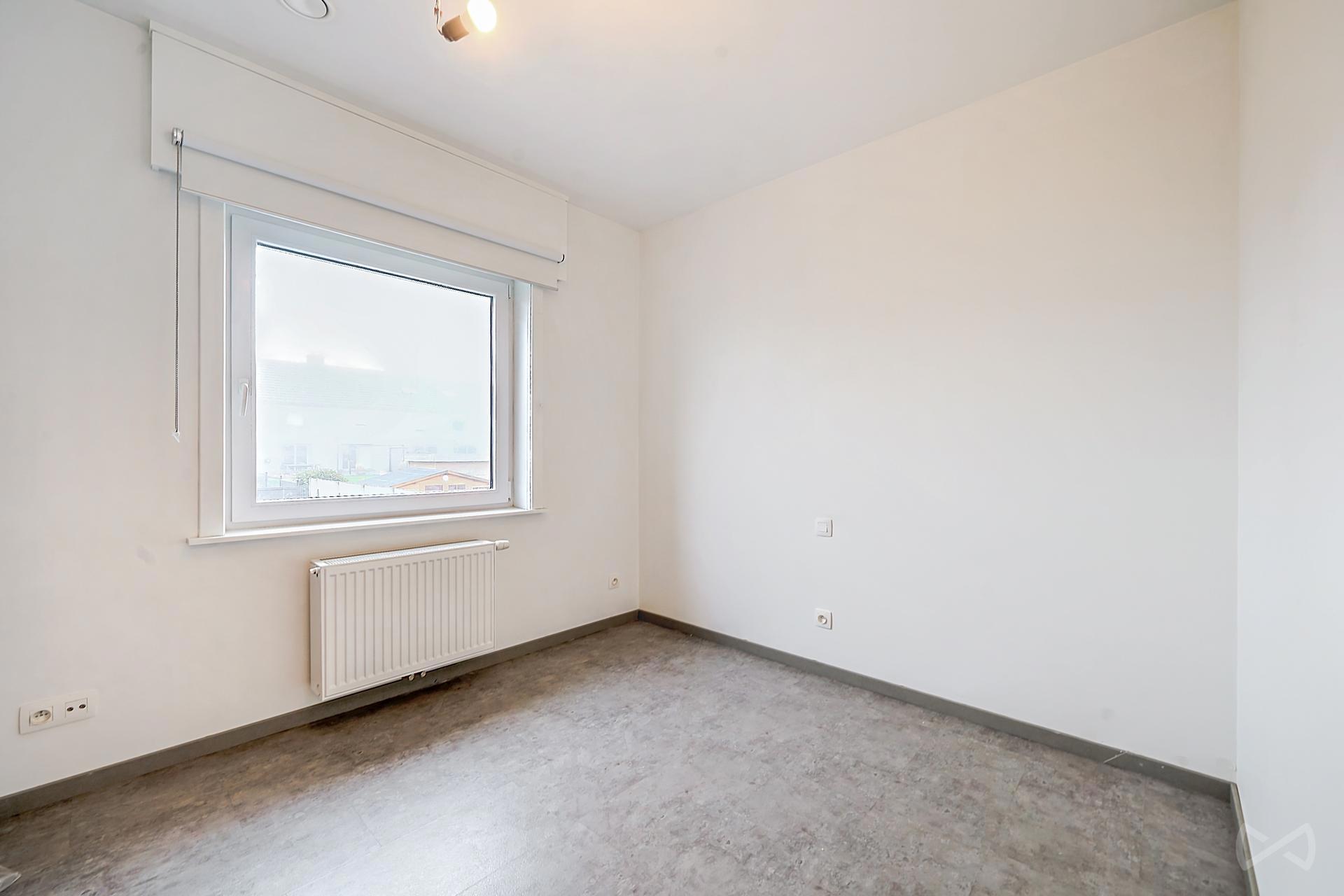 Foto 4 van 4 van Huis met drie slaapkamers in Manage