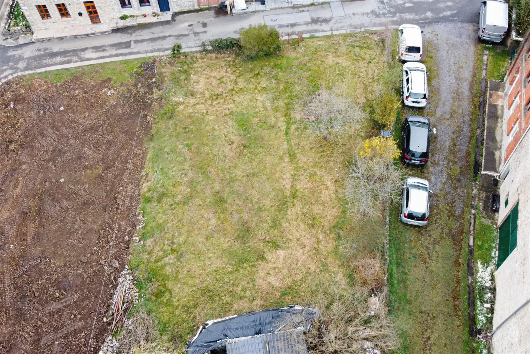 Picture 2 of 3 for Building ground in Gochenée
