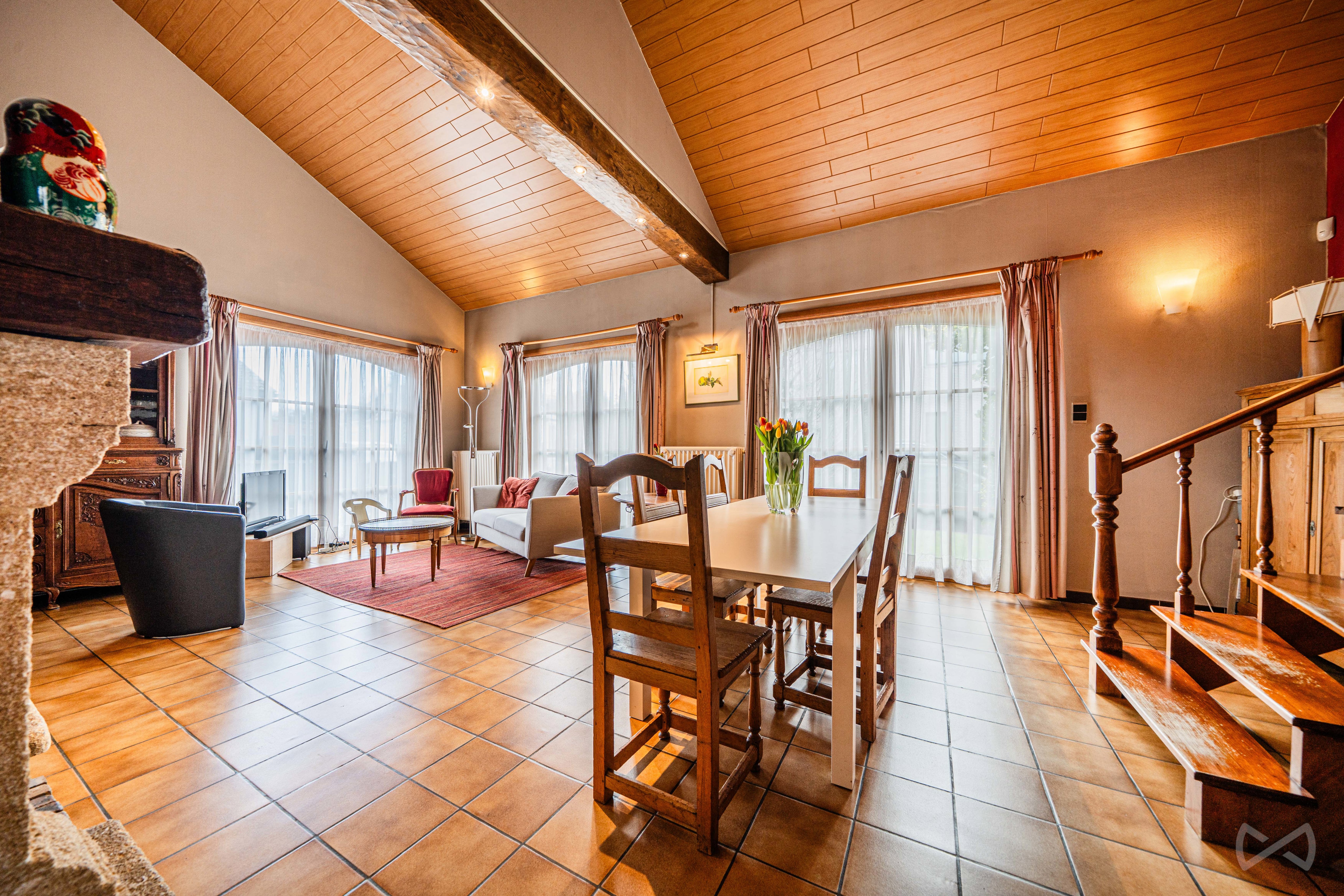 Picture 3 of 3 for Villa with six bedrooms in Flénu