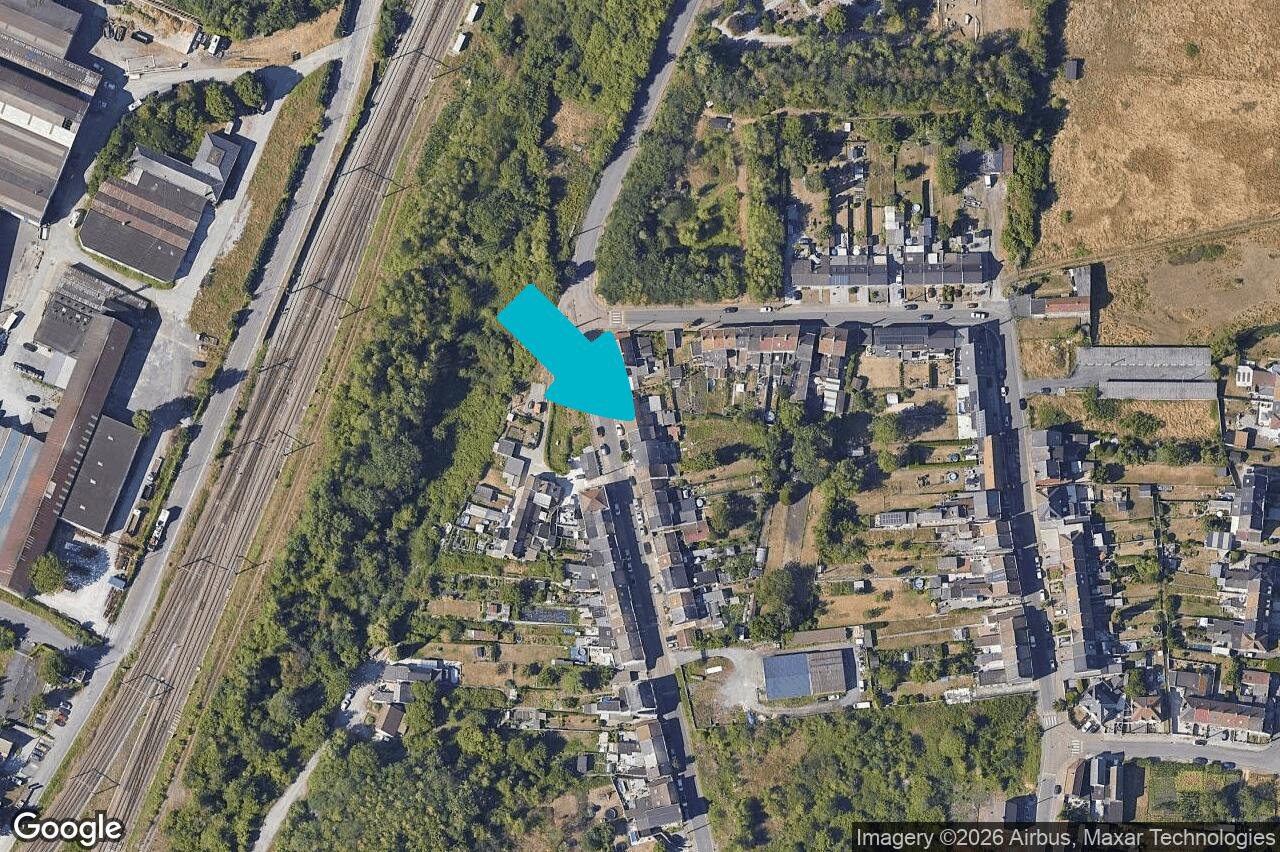 Photo 4 sur 4 pour Maison de quatre chambres à Mont-sur-marchienne