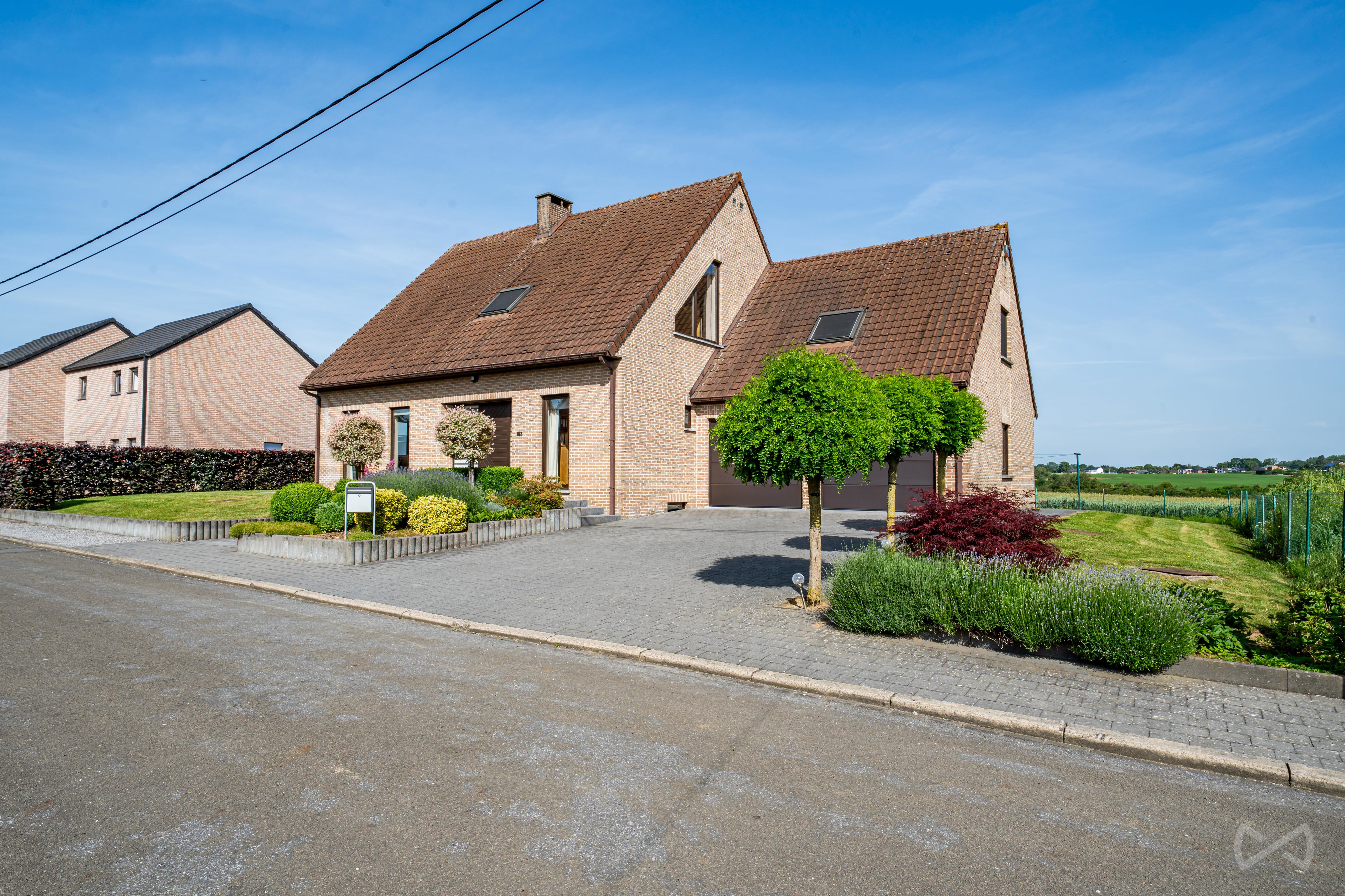 Picture 1 of 4 for Villa with four bedrooms in Tarcienne